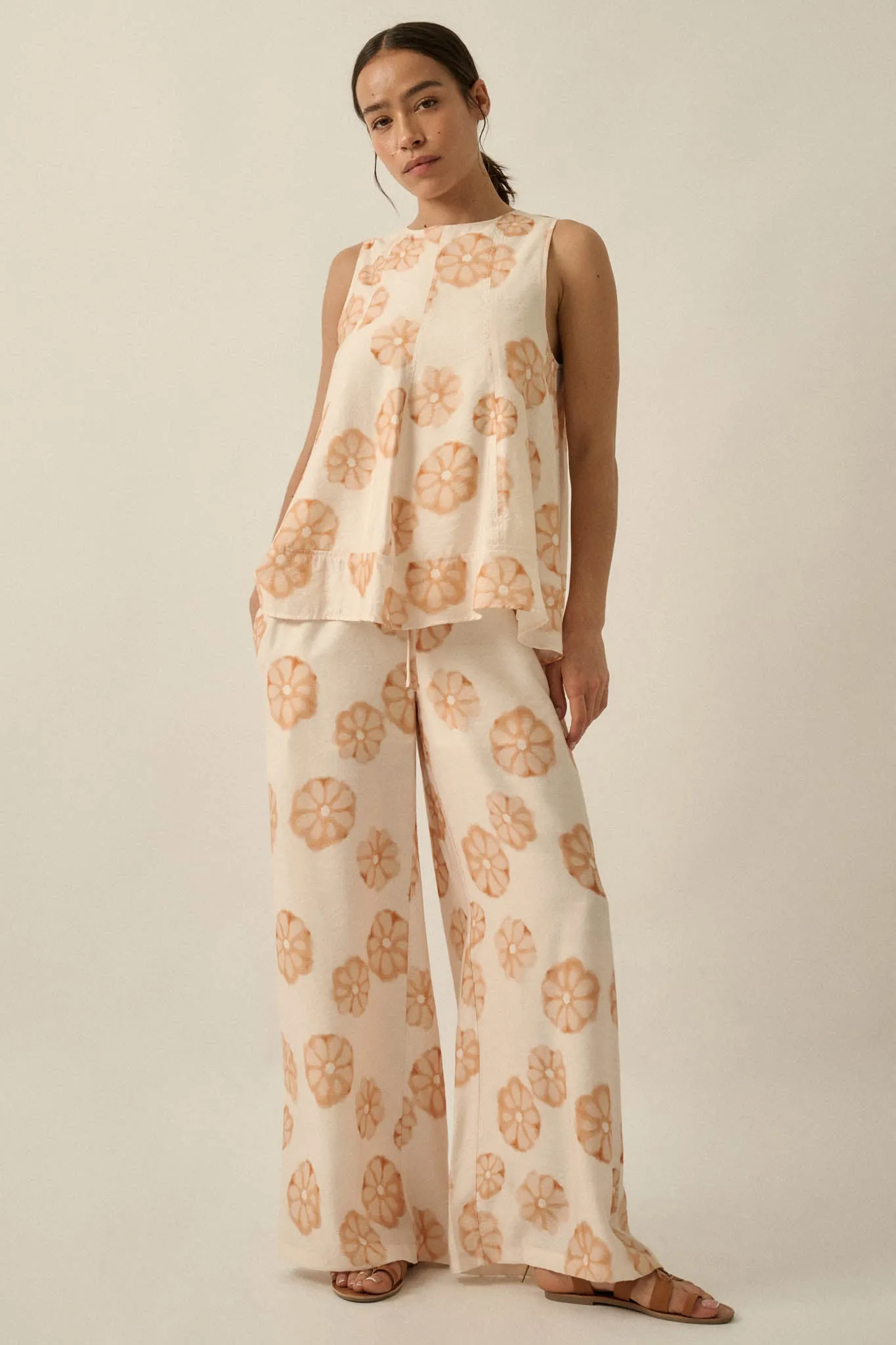So Delightful Floral Sleeveless A-Line Swing Top sold by Promesa product image thumbnail 3