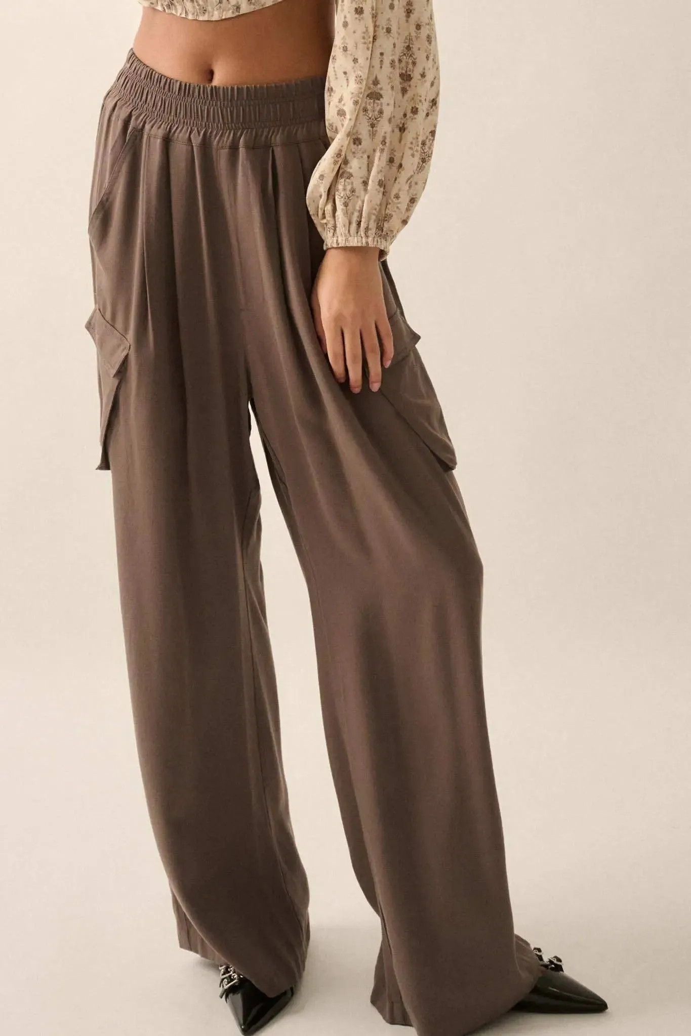 Walk On Wide-Leg Twill Cargo Pants sold by Promesa product image thumbnail 2