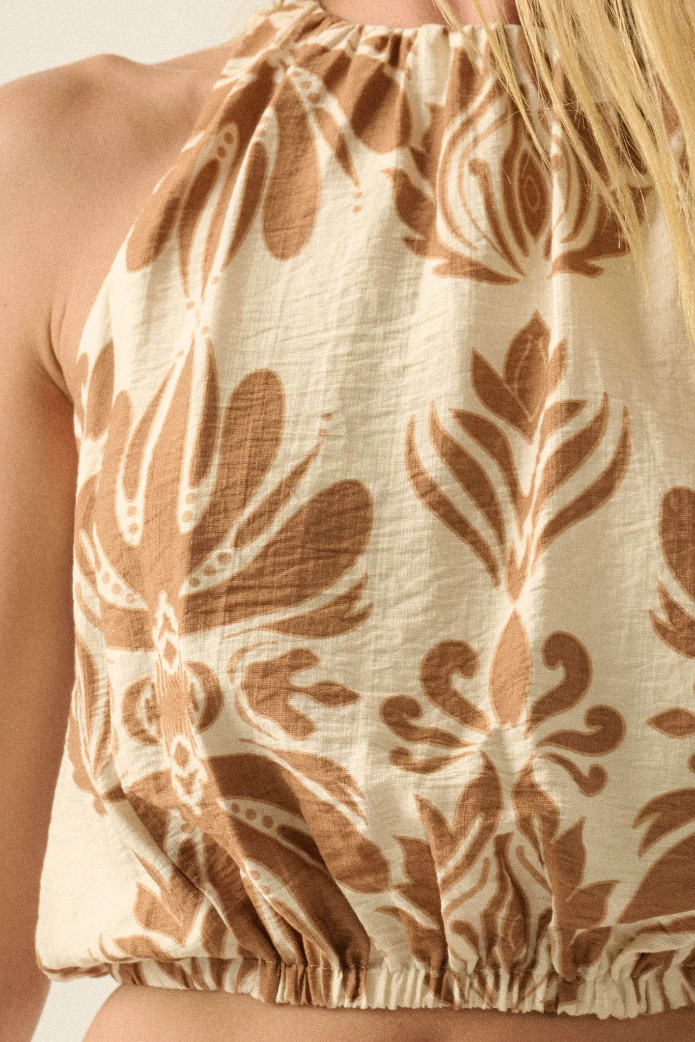 Splendid Harmony Ornate-Print Cropped Sleeveless Top sold by Promesa product image thumbnail 4