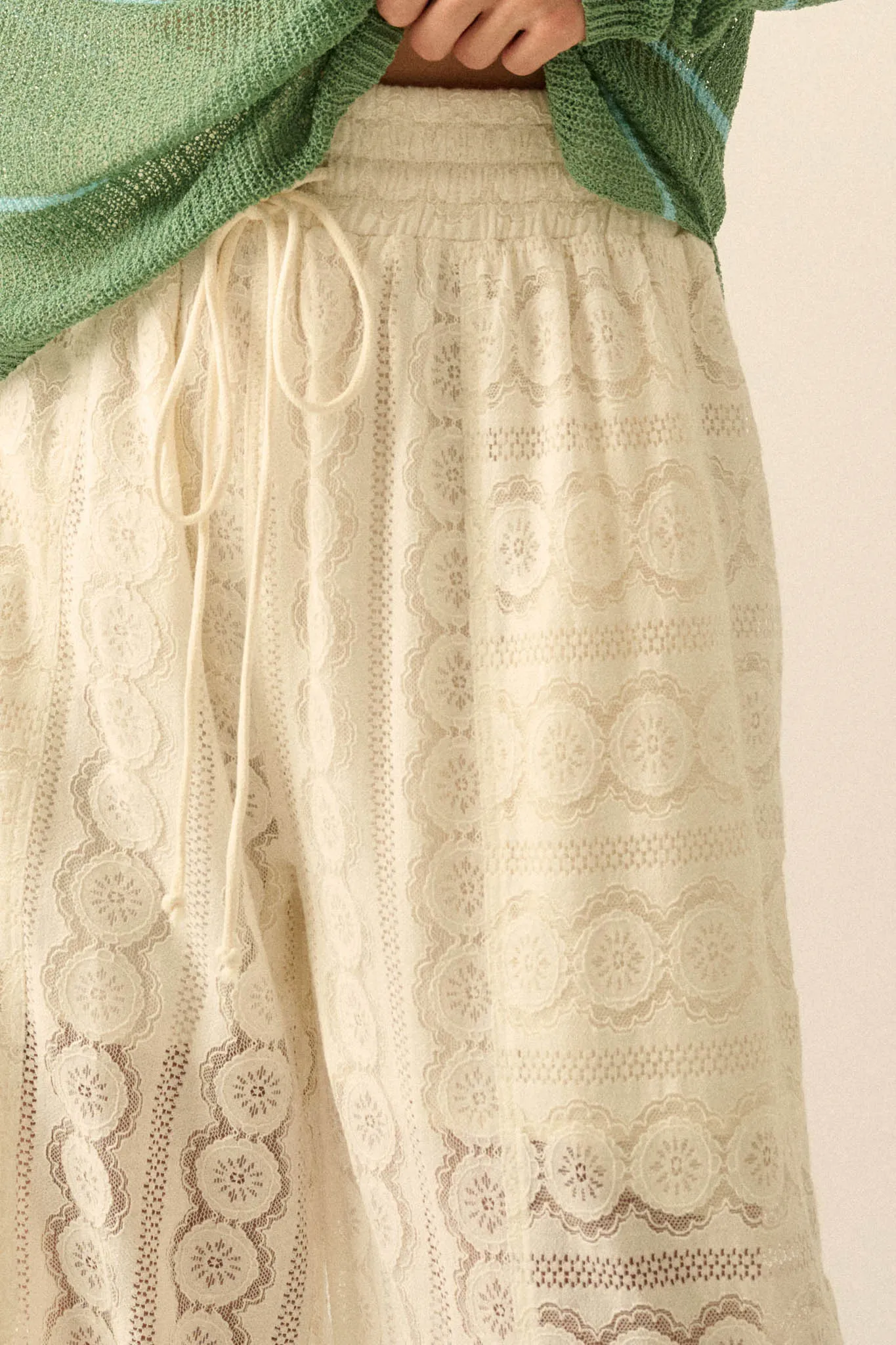 Keep Dreaming Lace Drawstring Pocket Balloon Pants sold by Promesa product image thumbnail 3