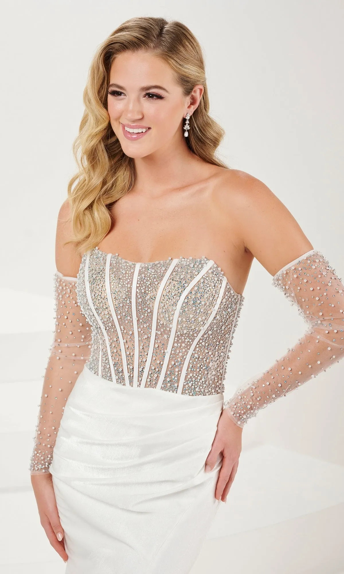 Long Prom Dress 16050 by Tiffany sold by PromGirl product image thumbnail 3