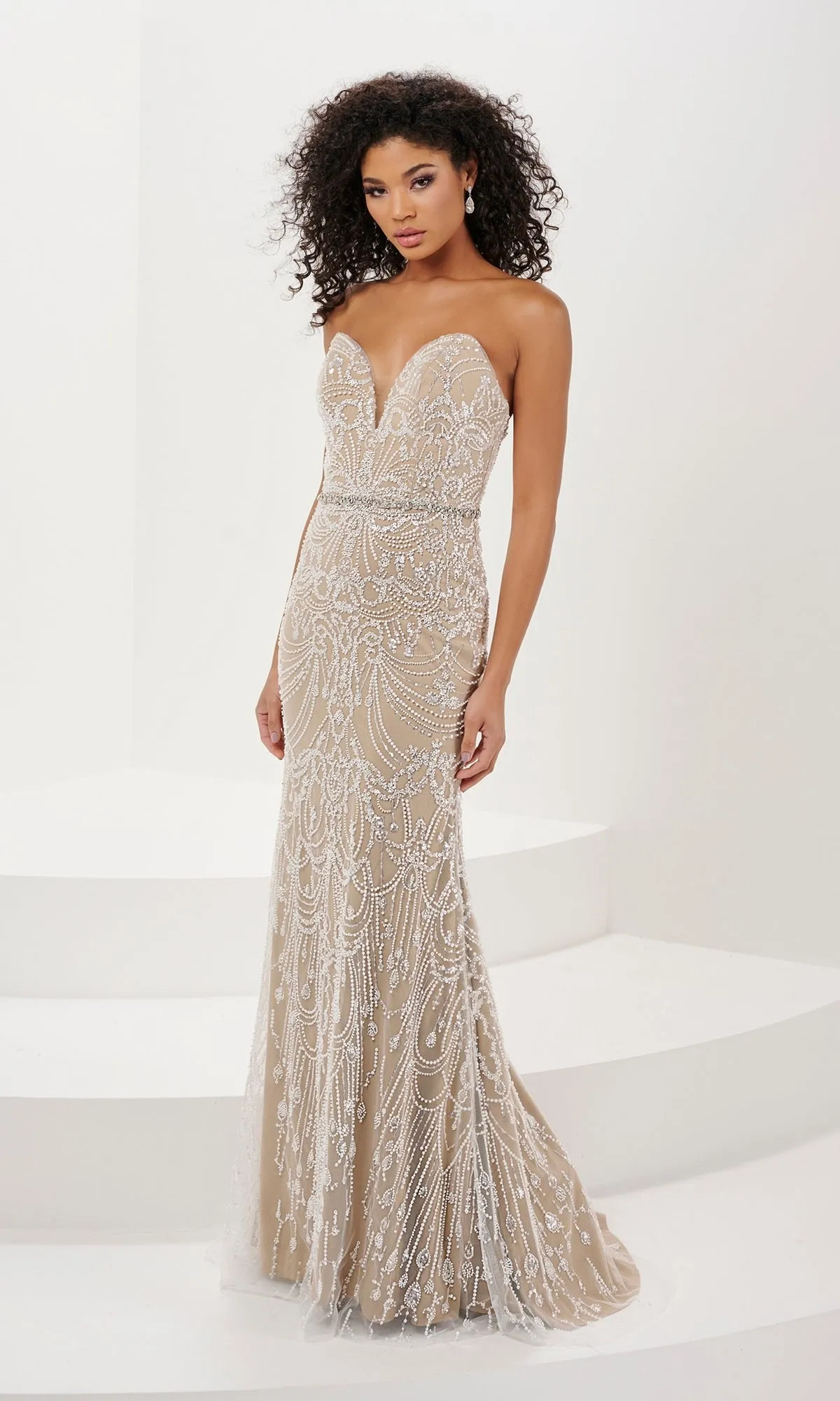 Long Prom Dress 14189 by Panoply sold by PromGirl product image thumbnail 4