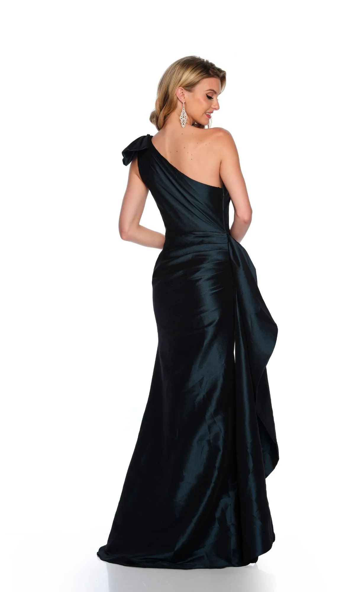 Long Formal Dress 11598 by Dave and Johnny sold by PromGirl product image thumbnail 2