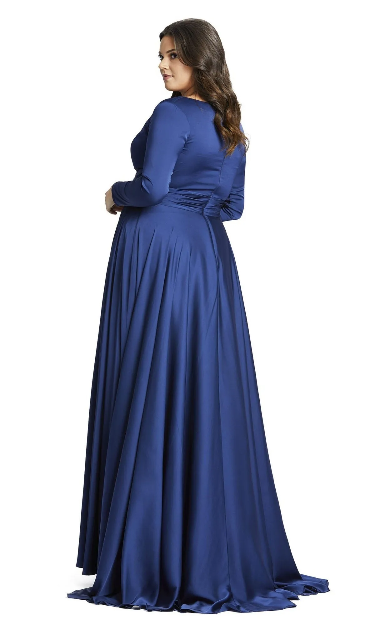 Long Plus-Size Prom Dress 55290 by Mac Duggal sold by PromGirl product image thumbnail 3