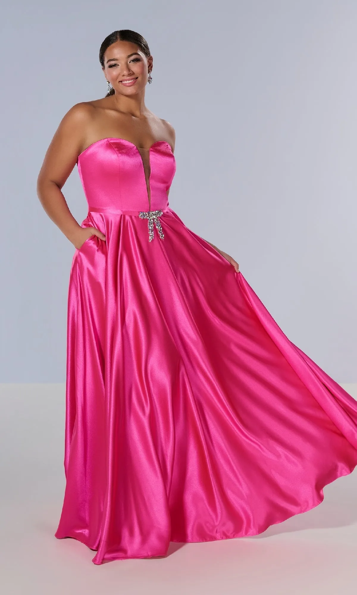 Long Plus-Size Prom Dress: Tiffany 16219 sold by PromGirl product image thumbnail 3