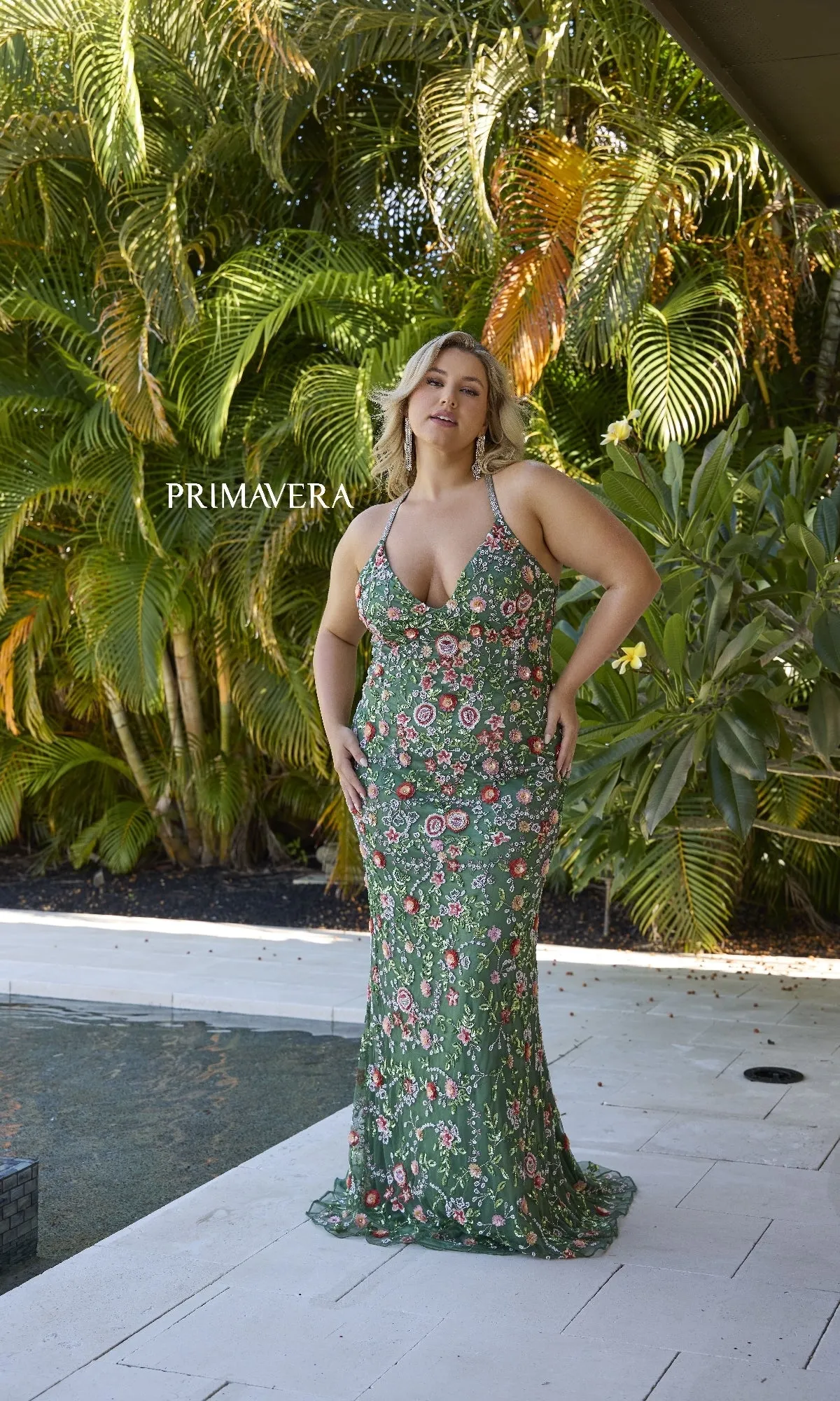 Plus-Size Beaded Prom Gown: Primavera 14071 sold by PromGirl product image thumbnail 4