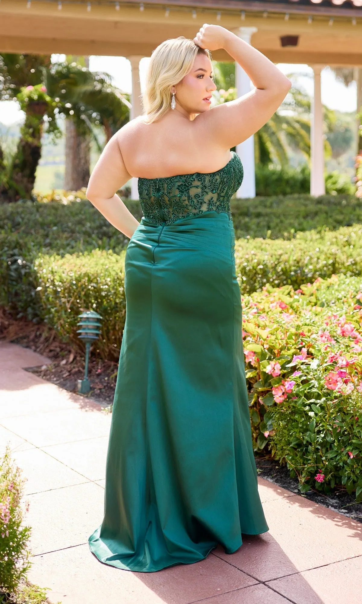 Long Plus-Size Prom Dress: Primavera 14109 sold by PromGirl product image thumbnail 2