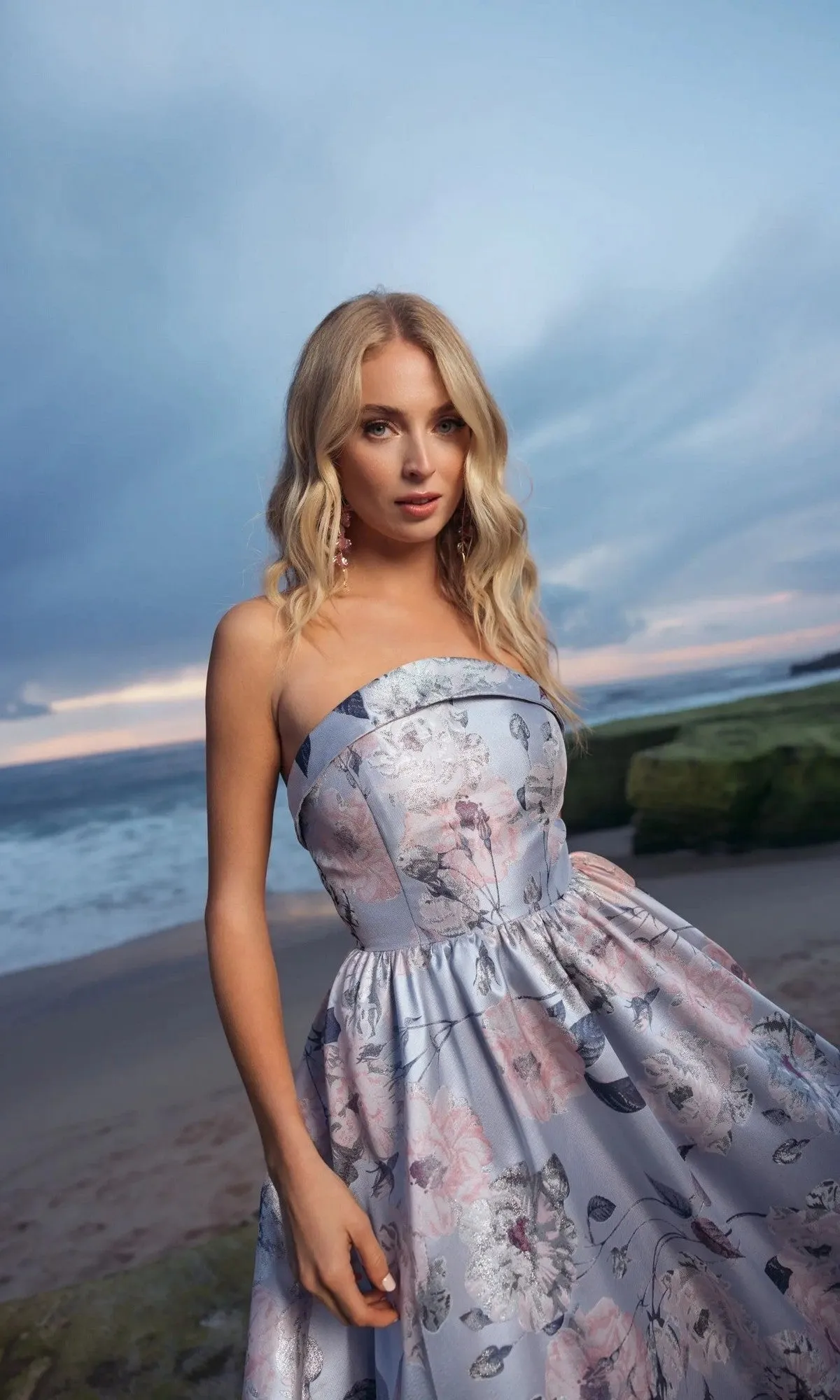 Long Formal Dress: Mac Duggal 11921 sold by PromGirl product image thumbnail 3