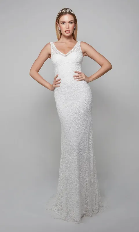 Long White Dress: Alyce 7075 made by Alyce Paris
