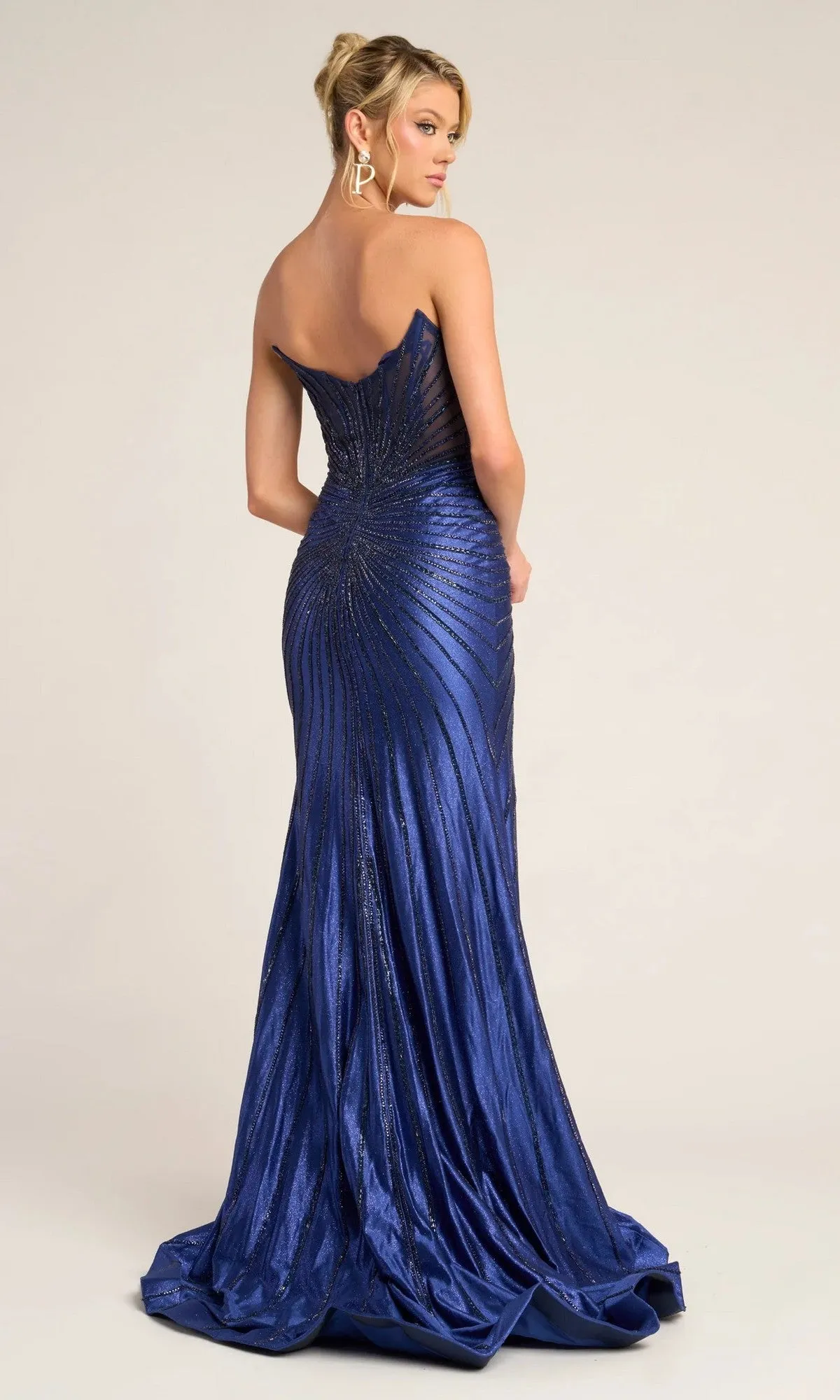 Long Formal Dress: Portia and Scarlett PS26250 sold by PromGirl product image thumbnail 2