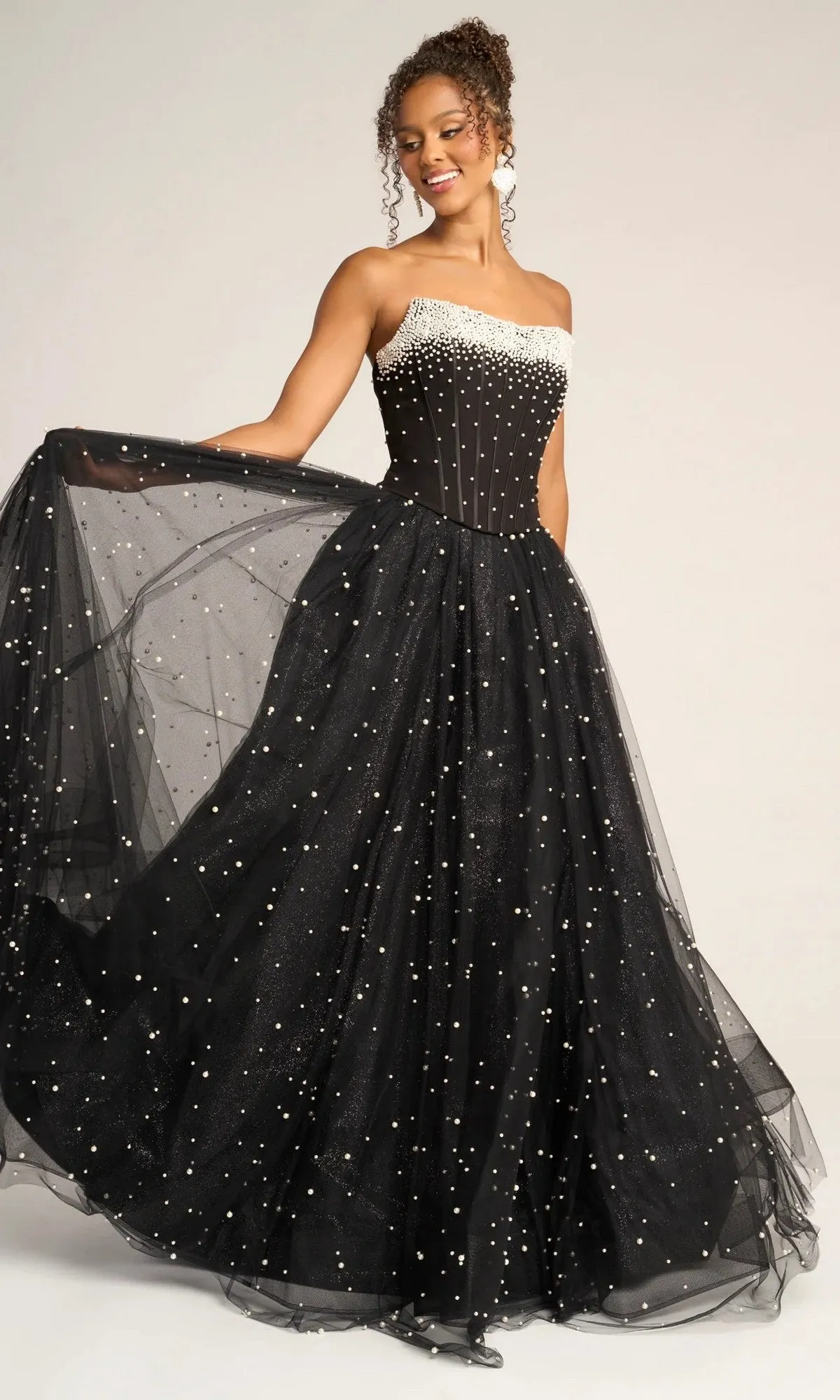 Long Formal Dress: Portia and Scarlett PS26034 sold by PromGirl