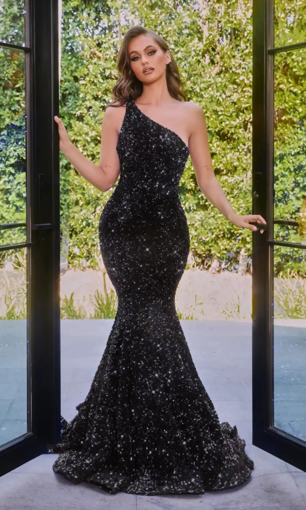 Long Prom Dress: Portia and Scarlett PS22350 sold by PromGirl product image thumbnail 4