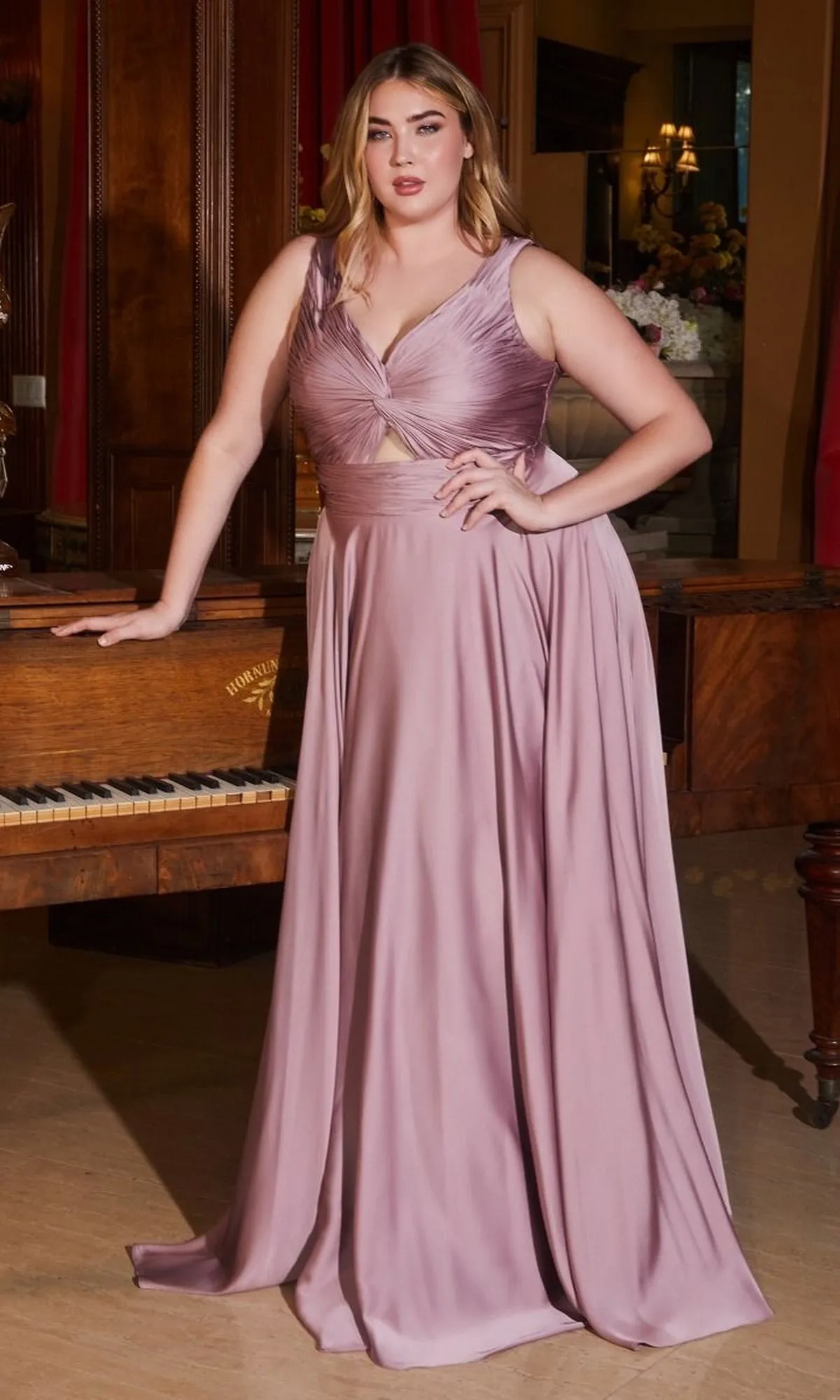 Twist-Front Long Plus-Size Prom Dress 7497C sold by PromGirl product image thumbnail 4