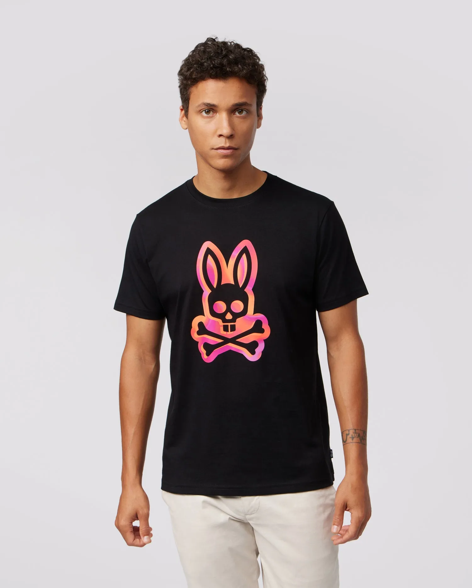 MENS ARVIN GRAPHIC TEE - B6U725A2PC sold by Psycho Bunny