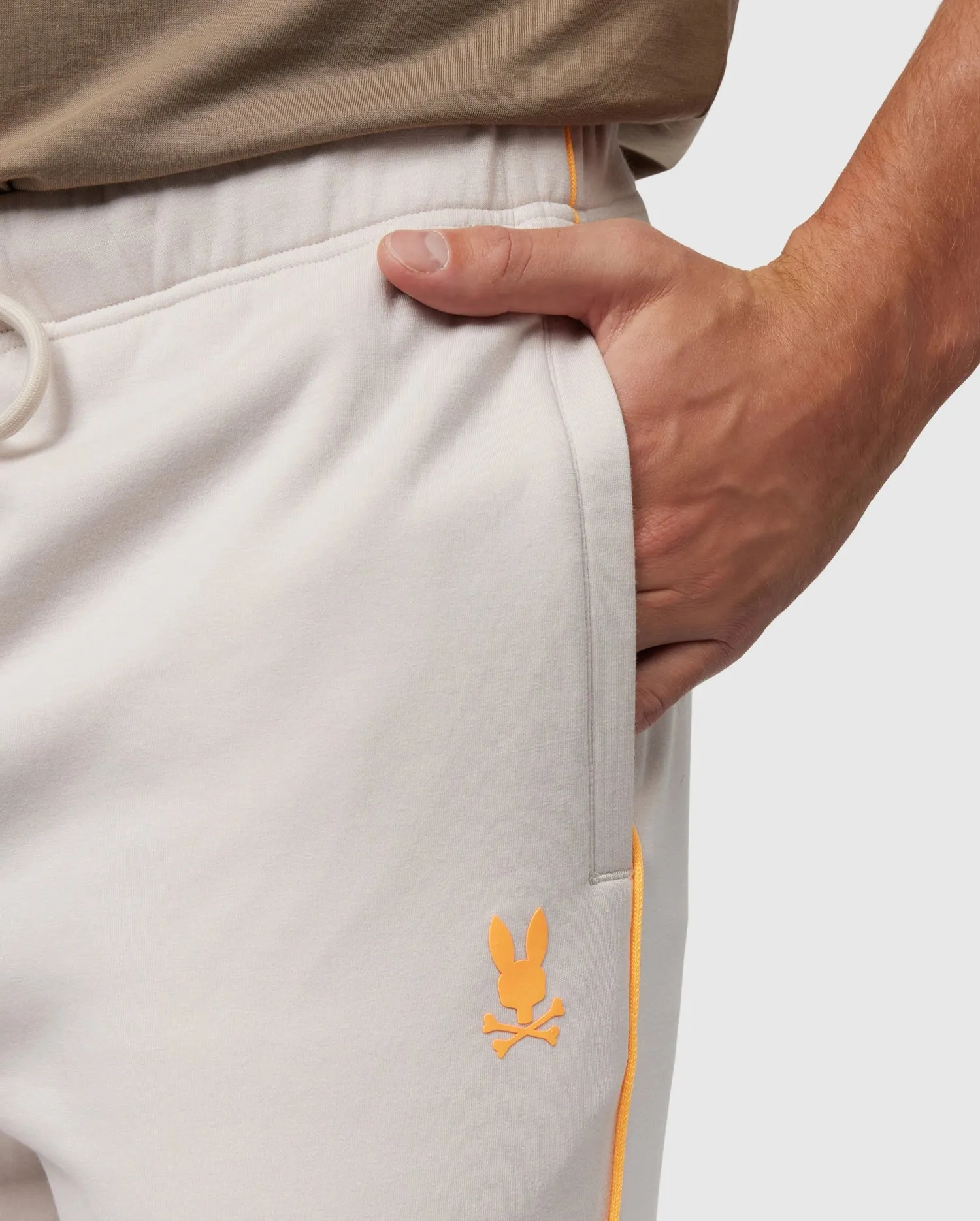 MENS LEON REGULAR FIT SWEATPANT - B6P289B200 sold by Psycho Bunny product image thumbnail 3