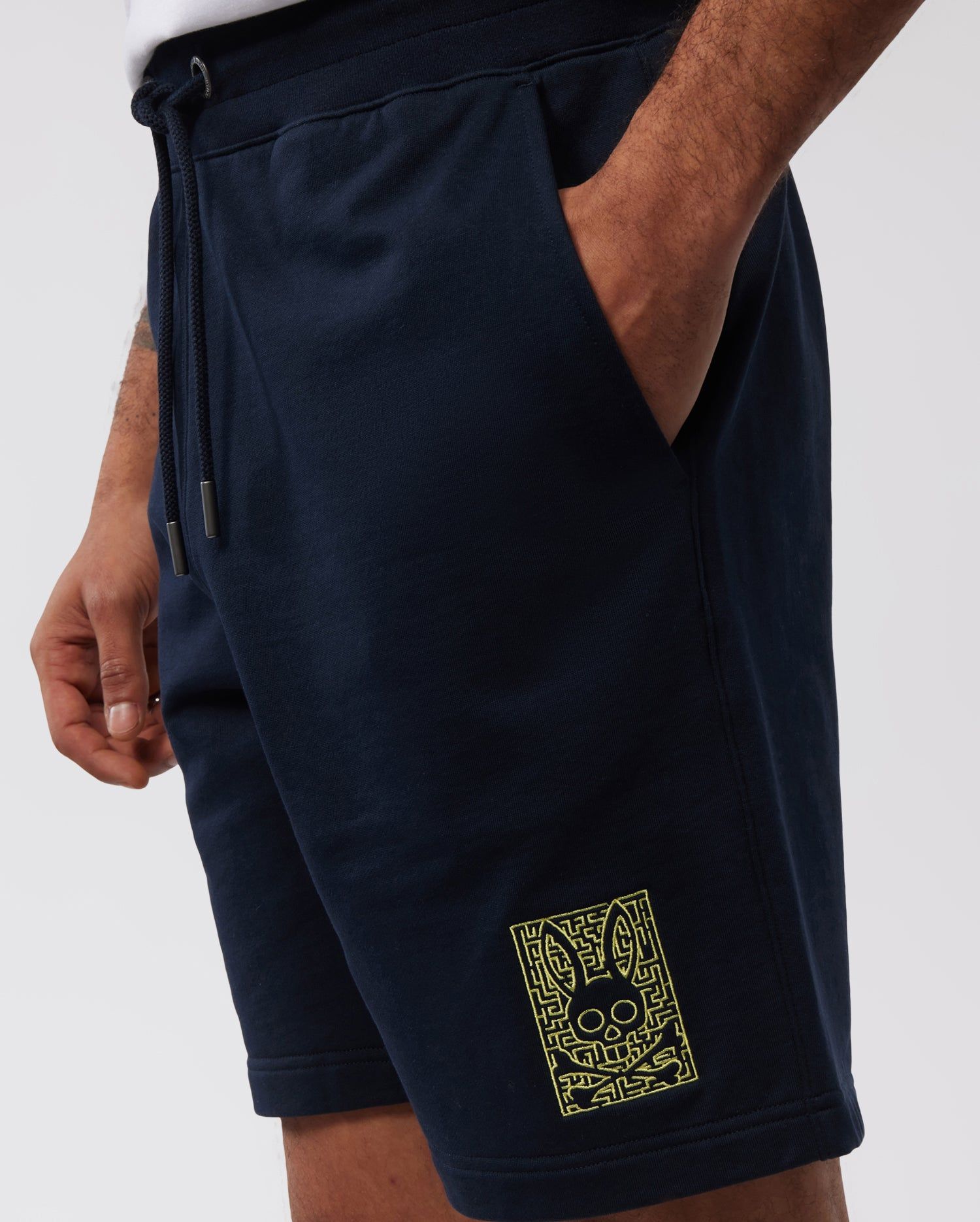 MENS PISANI EMBROIDERED SWEATSHORT - B6R714X1FT sold by Psycho Bunny product image thumbnail 4