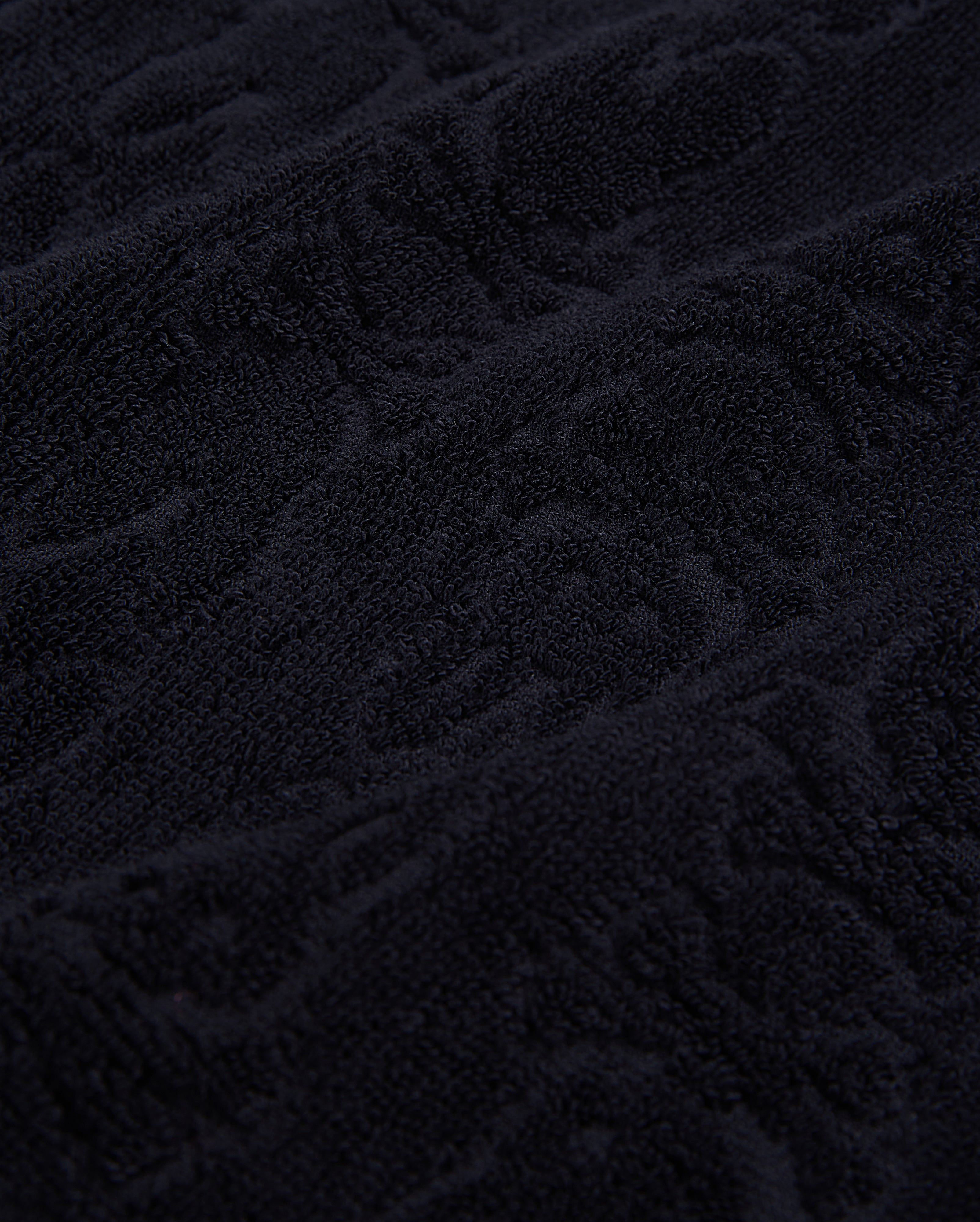 MENS ALL OVER BUNNY EMBOSSED ROBE - B6Y660A2RB sold by Psycho Bunny product image thumbnail 5