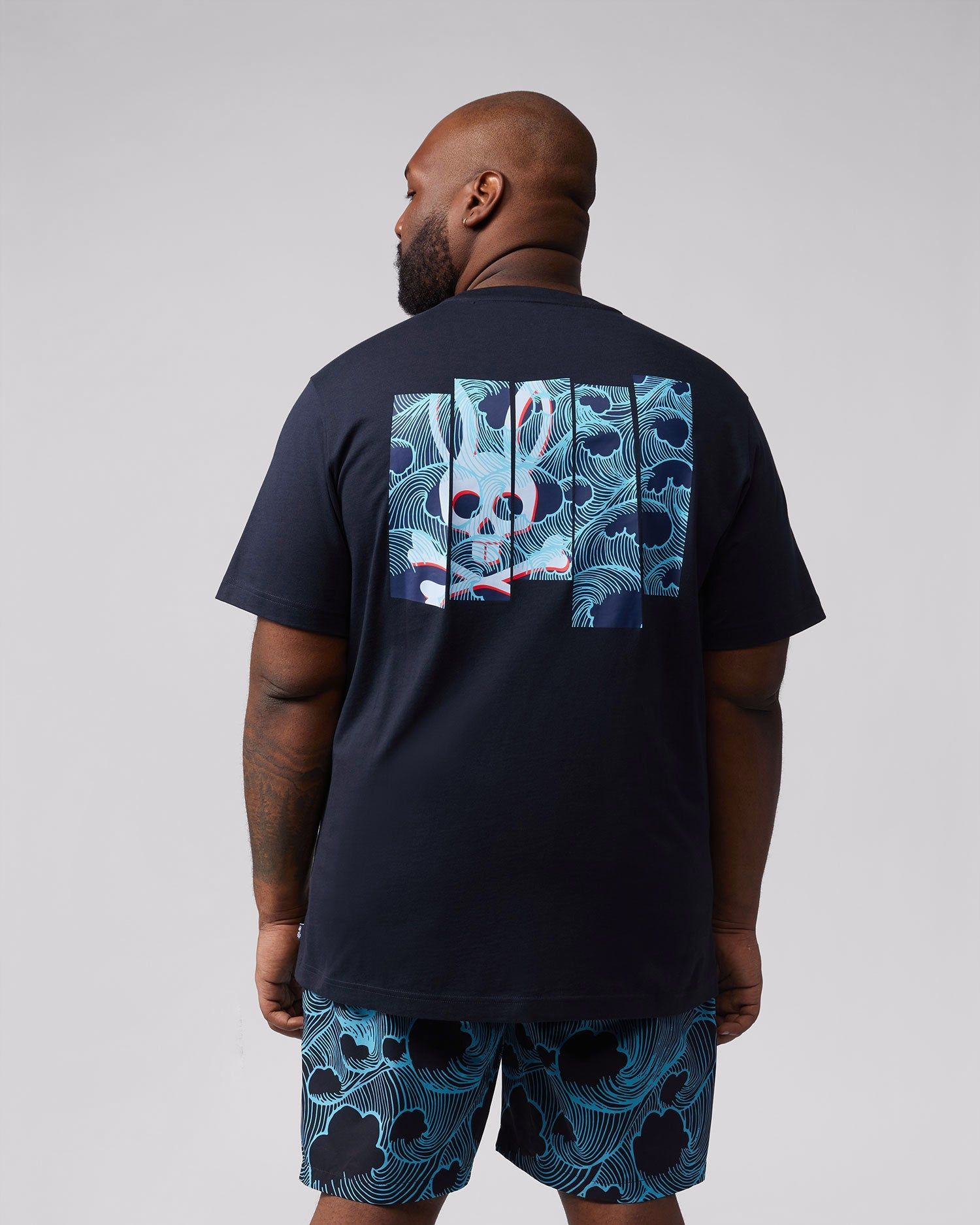 MENS BIG AND TALL THAMES TWO SIDED GRAPHIC TEE - B9U410T1PC sold by Psycho Bunny product image thumbnail 3
