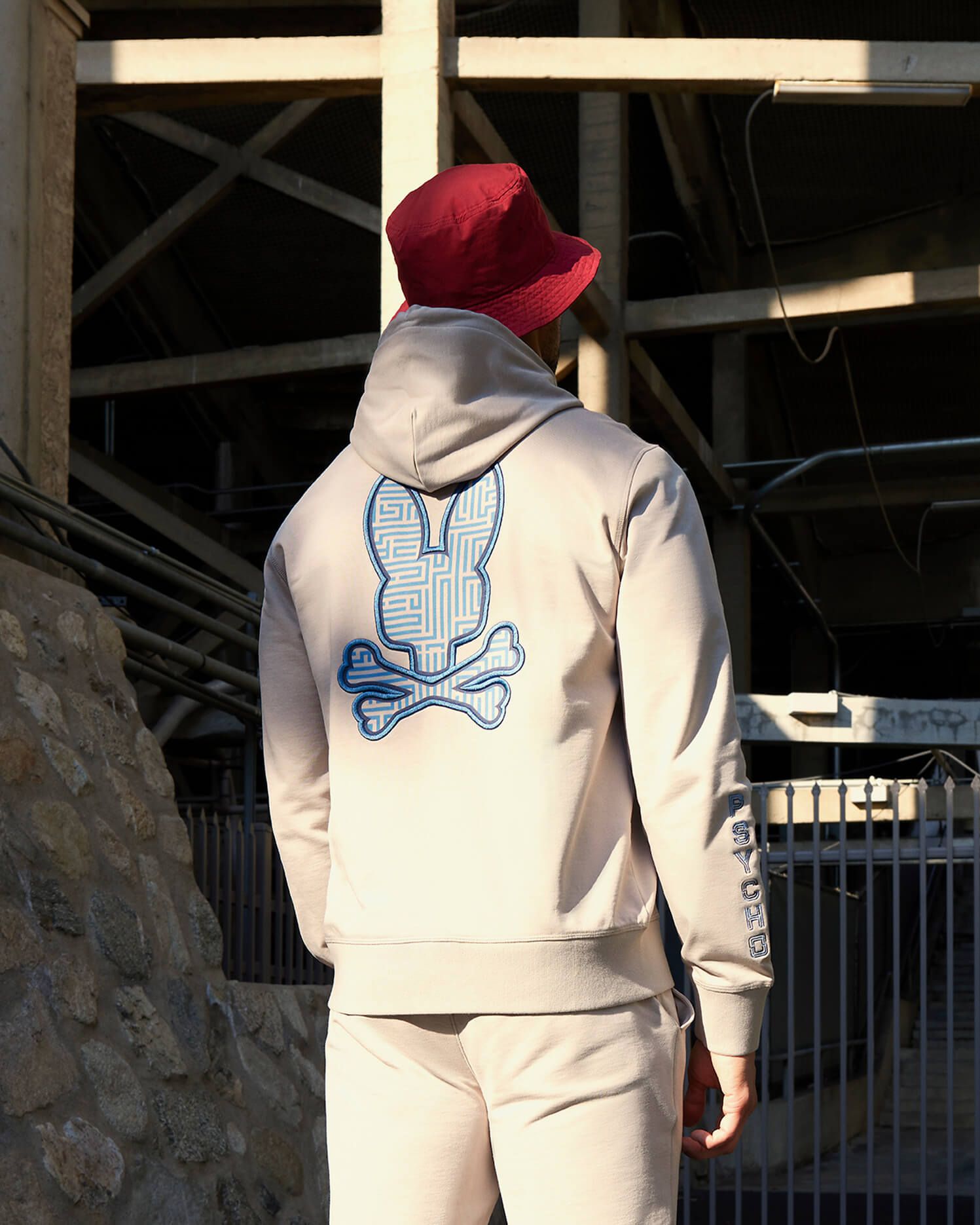 MENS DAMMES POPOVER HOODIE - B6H746X1FT sold by Psycho Bunny product image thumbnail 3
