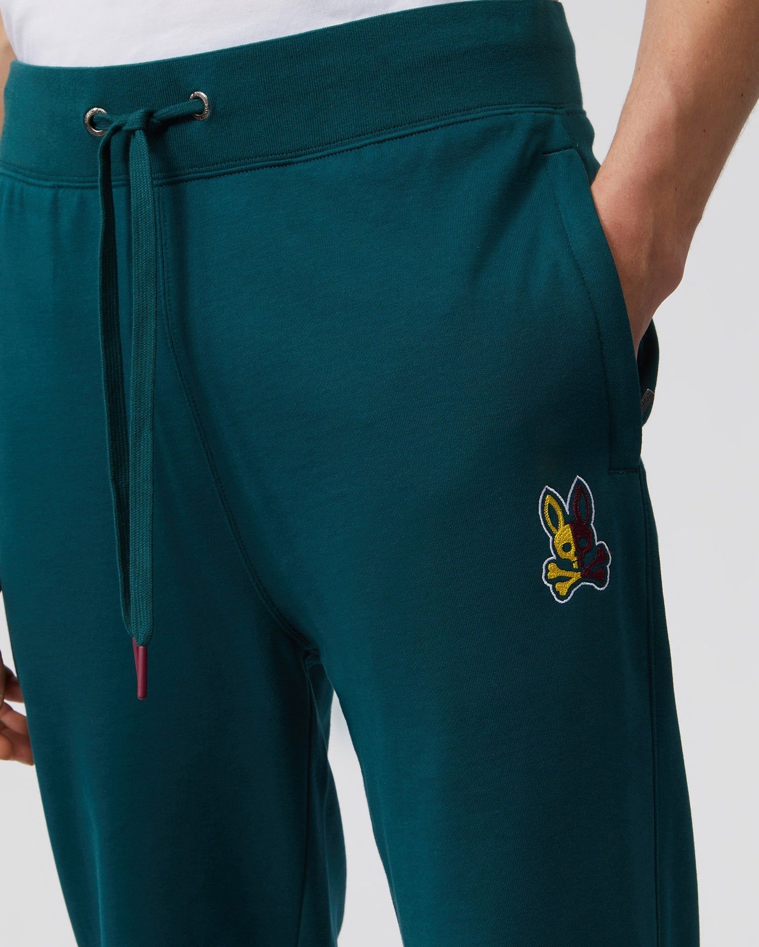 MENS COOPER SPLIT BUNNY LOGO SWEAT PANTS - B6P843U1FT sold by Psycho Bunny product image thumbnail 2