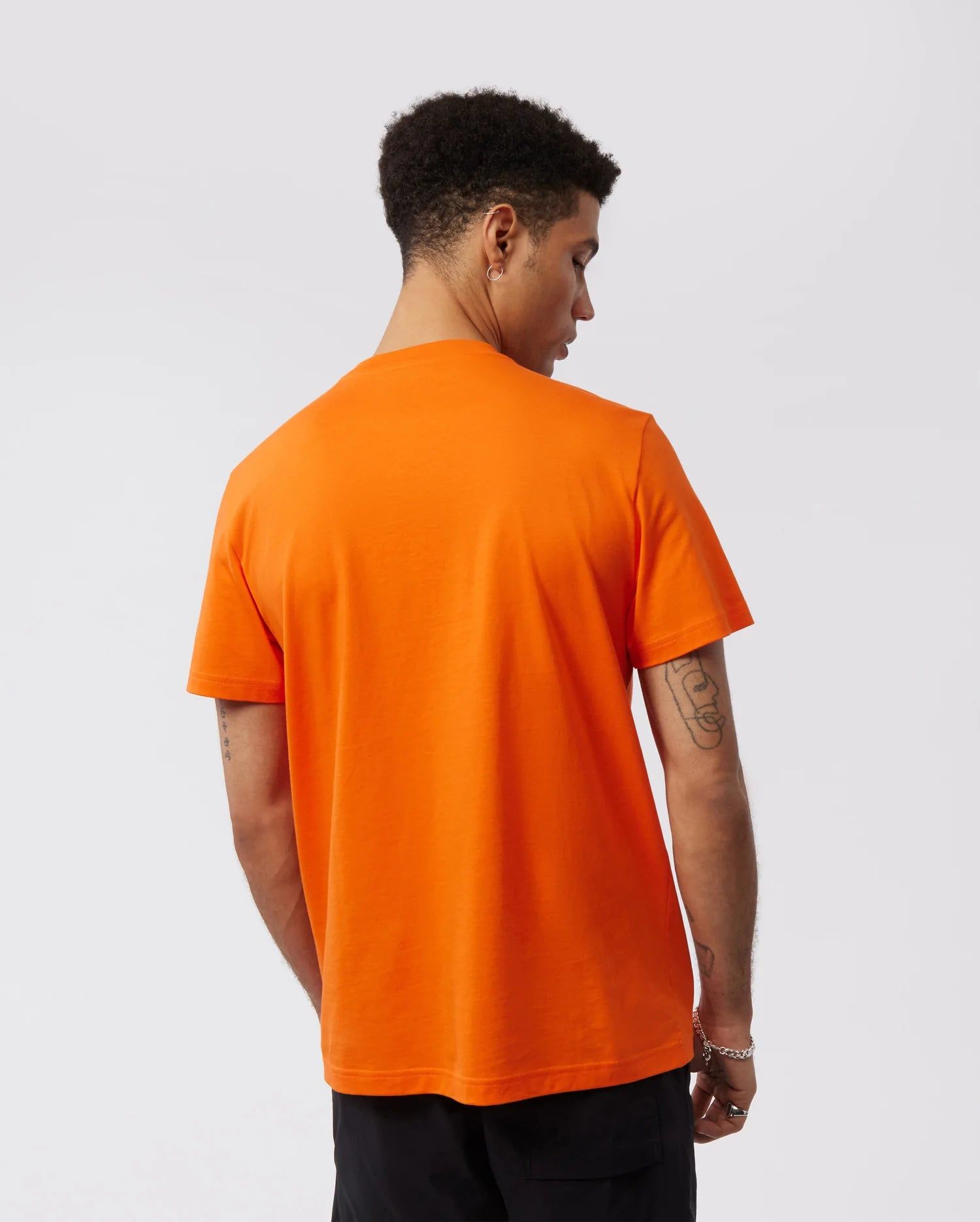 MENS CLASSIC CREW NECK TEE - B6U014X1PC sold by Psycho Bunny product image thumbnail 4