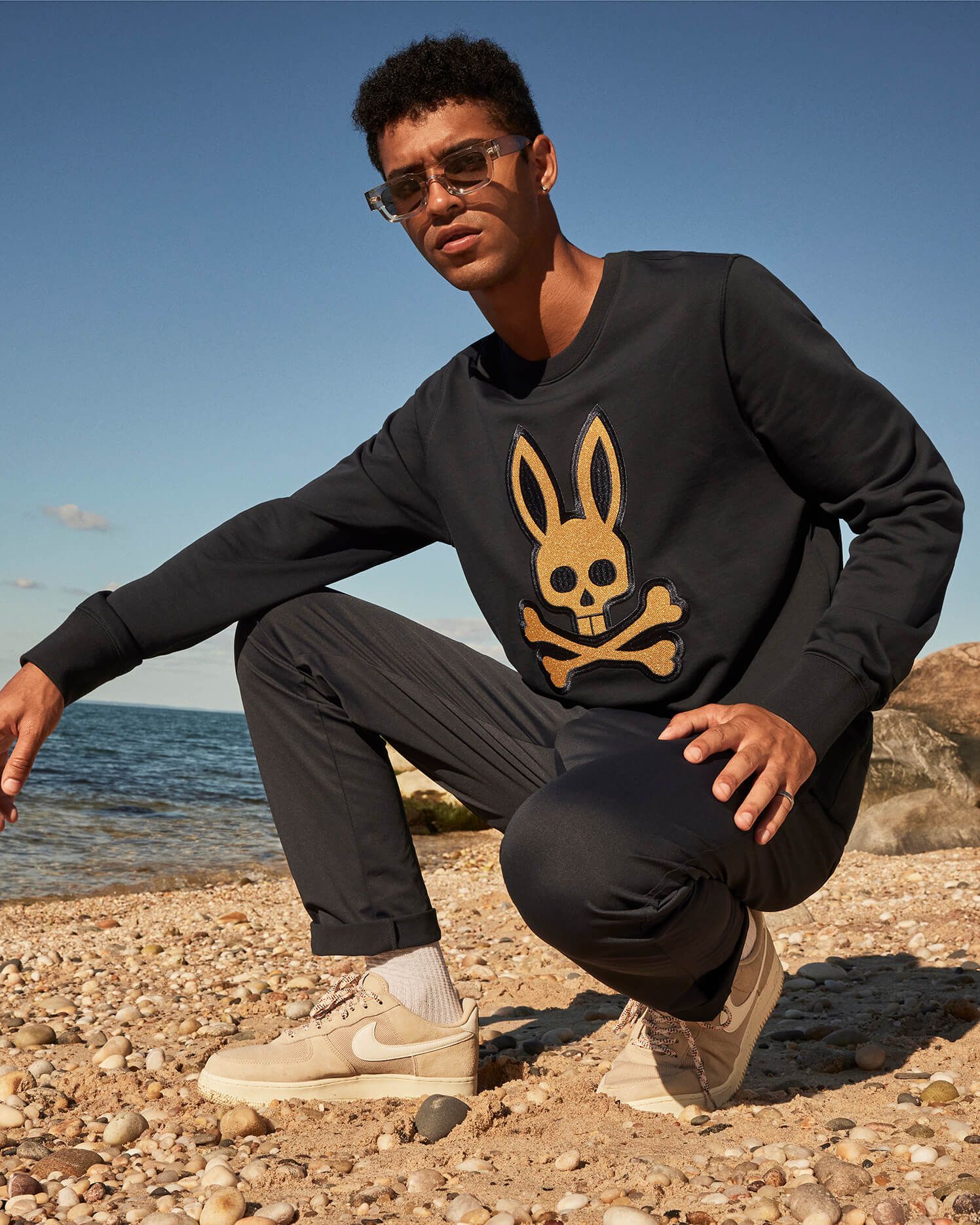 MENS COPA EMBROIDERED BUNNY SWEATSHIRT - B6S206W1FT sold by Psycho Bunny product image thumbnail 2