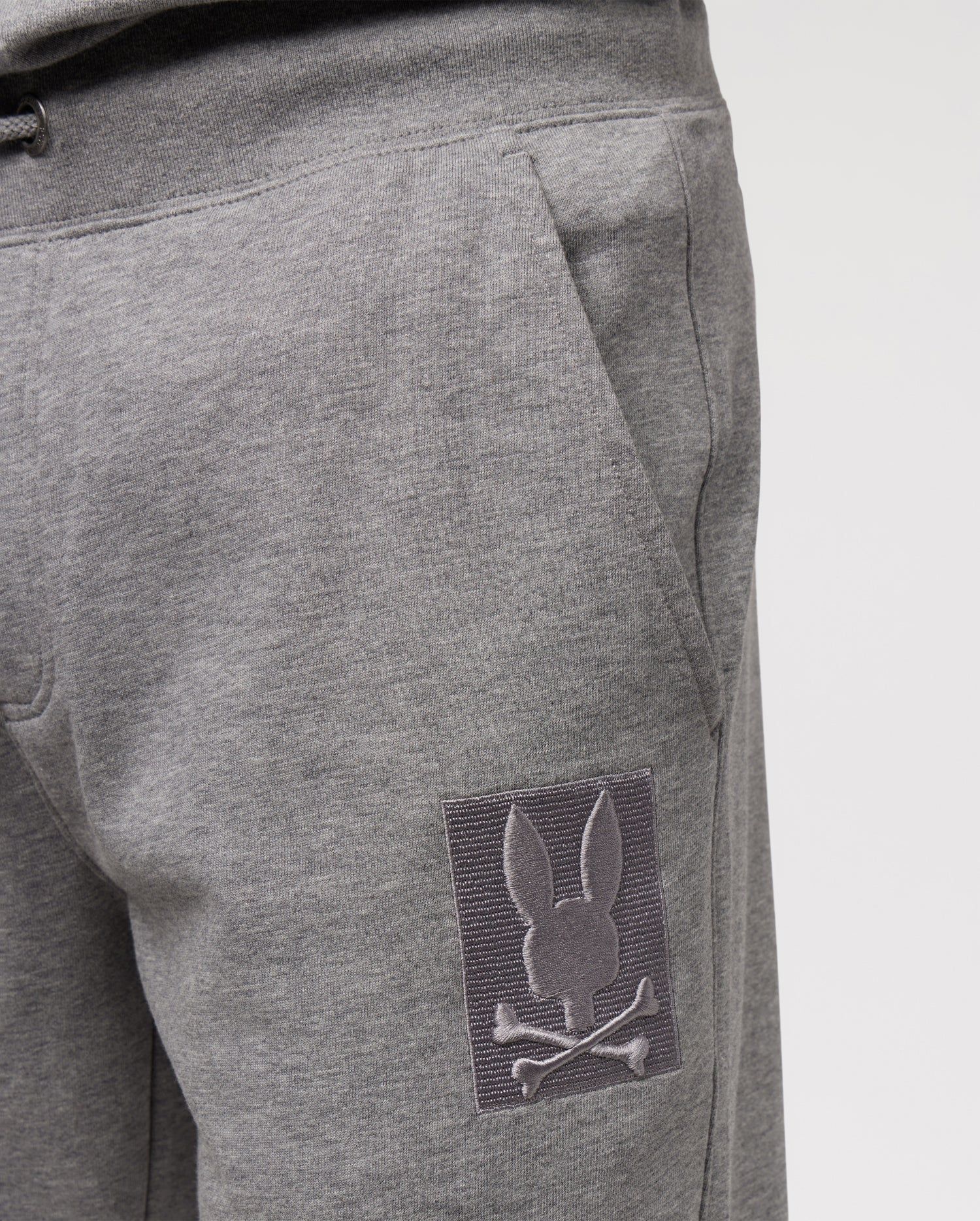 MENS YORKVILLE EMBROIDERED SWEATPANT - B6P476Z1FT sold by Psycho Bunny product image thumbnail 3