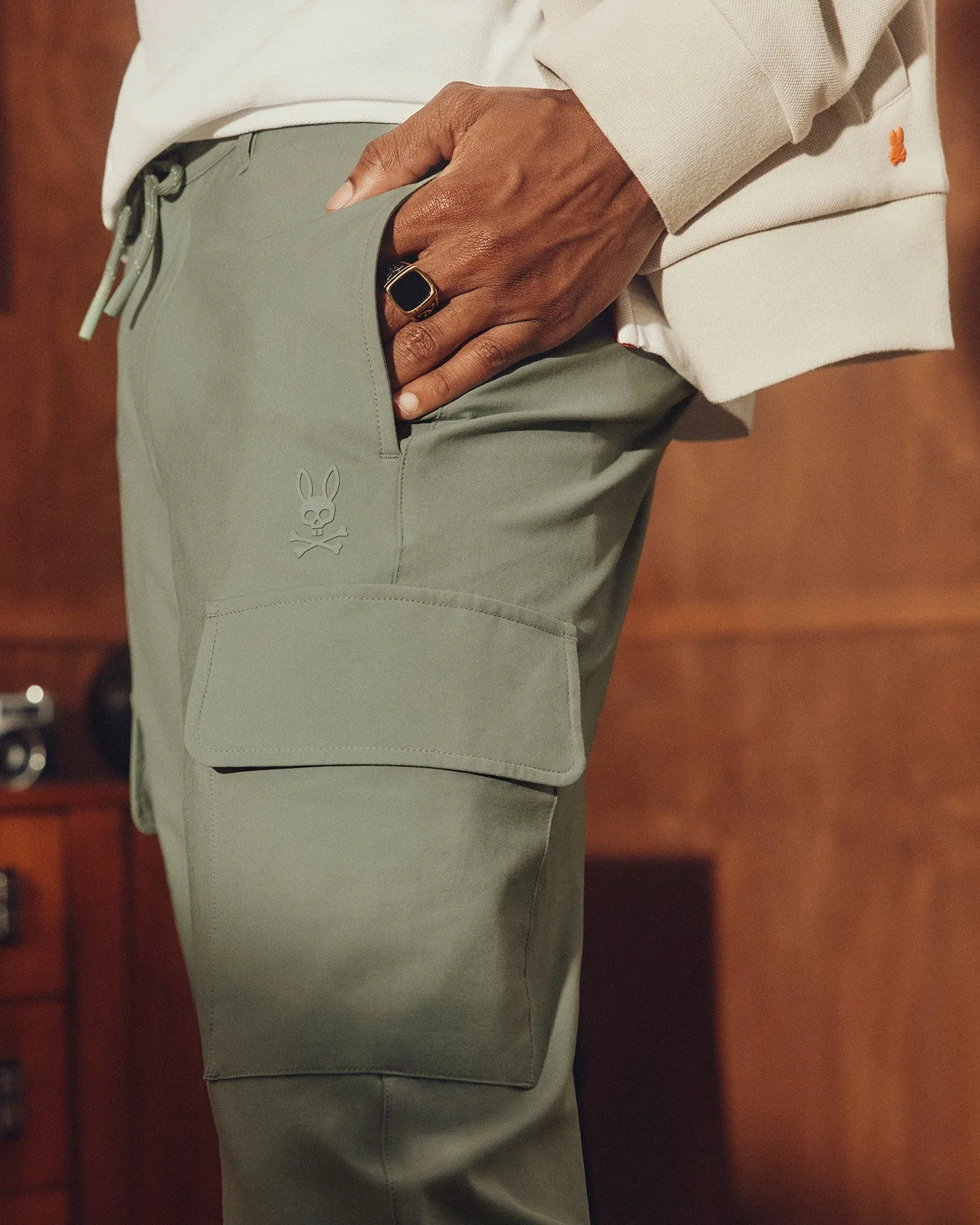 MENS LLOYD CARGO JOGGER - B6P159B200 sold by Psycho Bunny