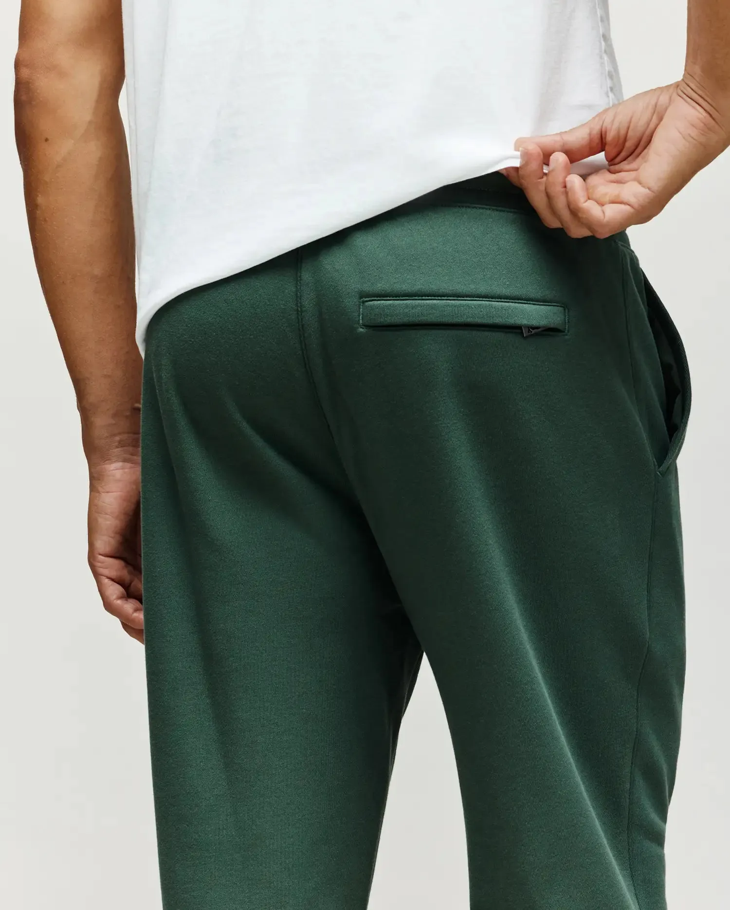 MENS TATE CHENILLE SWEATPANT - MB0800035 sold by Psycho Bunny product image thumbnail 3