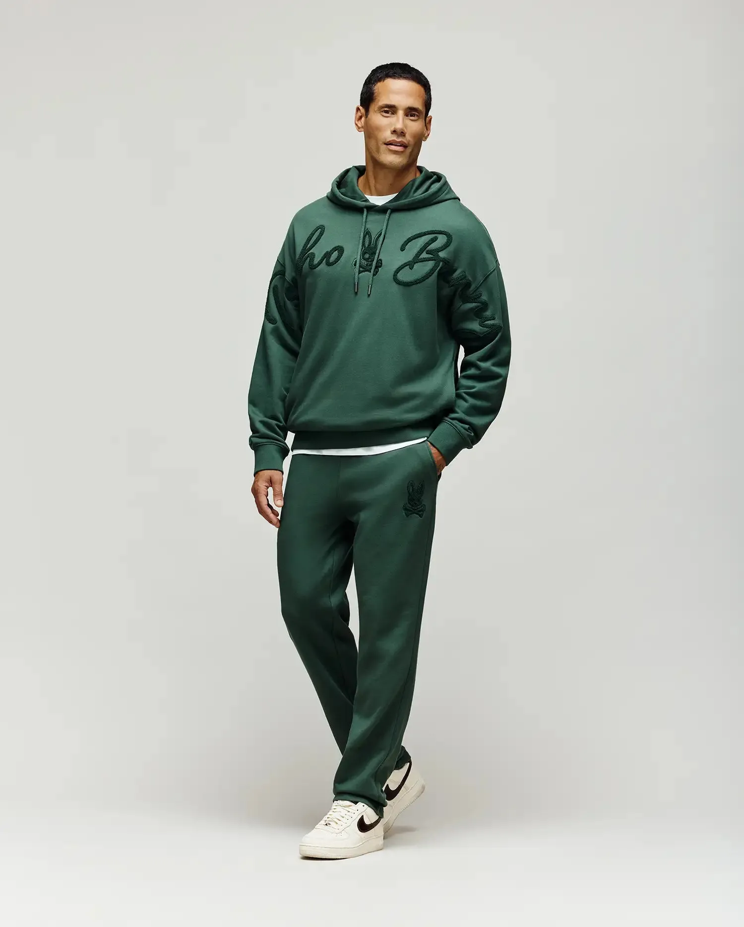 MENS TATE CHENILLE SWEATPANT - MB0800035 sold by Psycho Bunny product image thumbnail 4