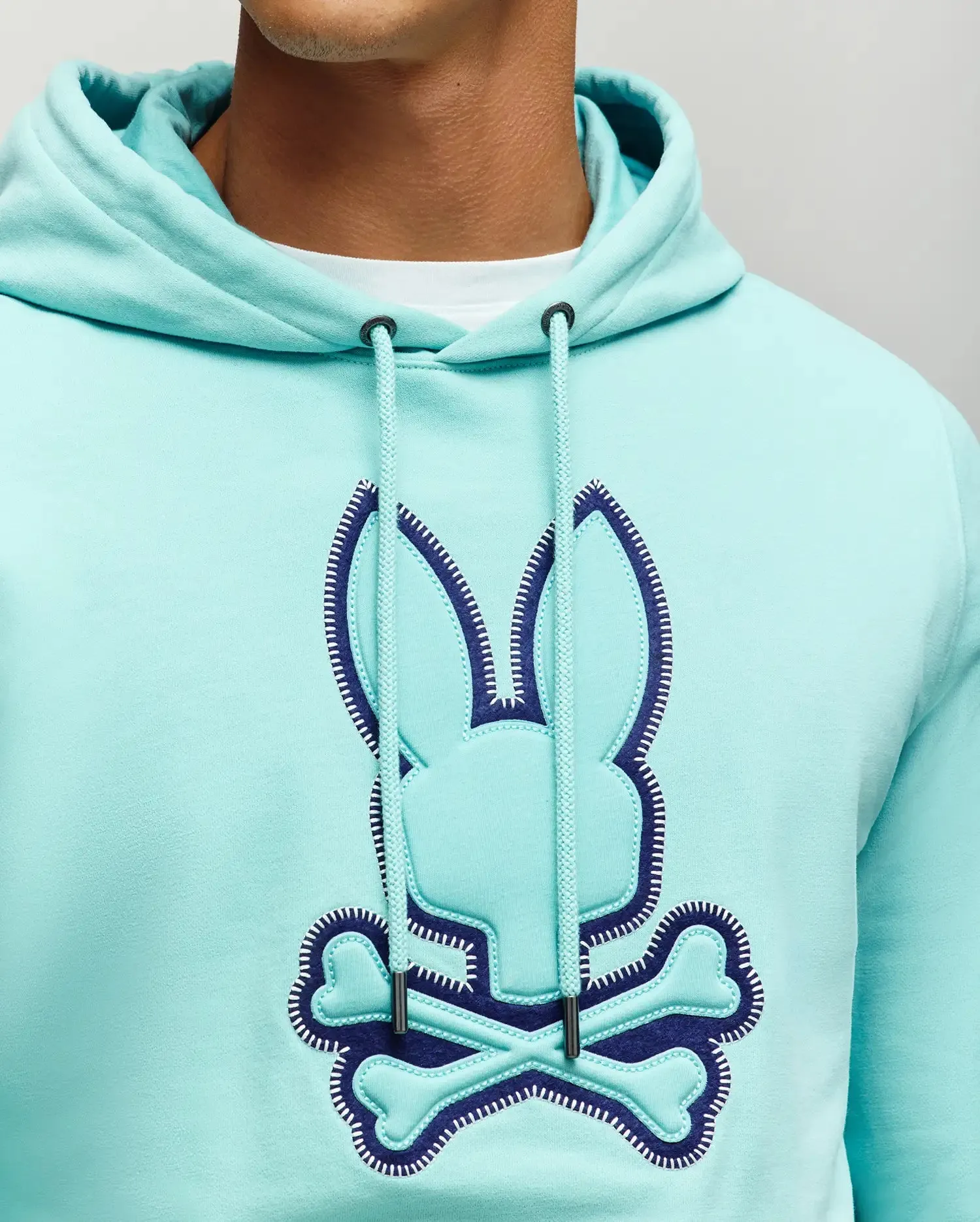 MENS GAGE PATCH HOODIE - MT0500089 sold by Psycho Bunny product image thumbnail 2