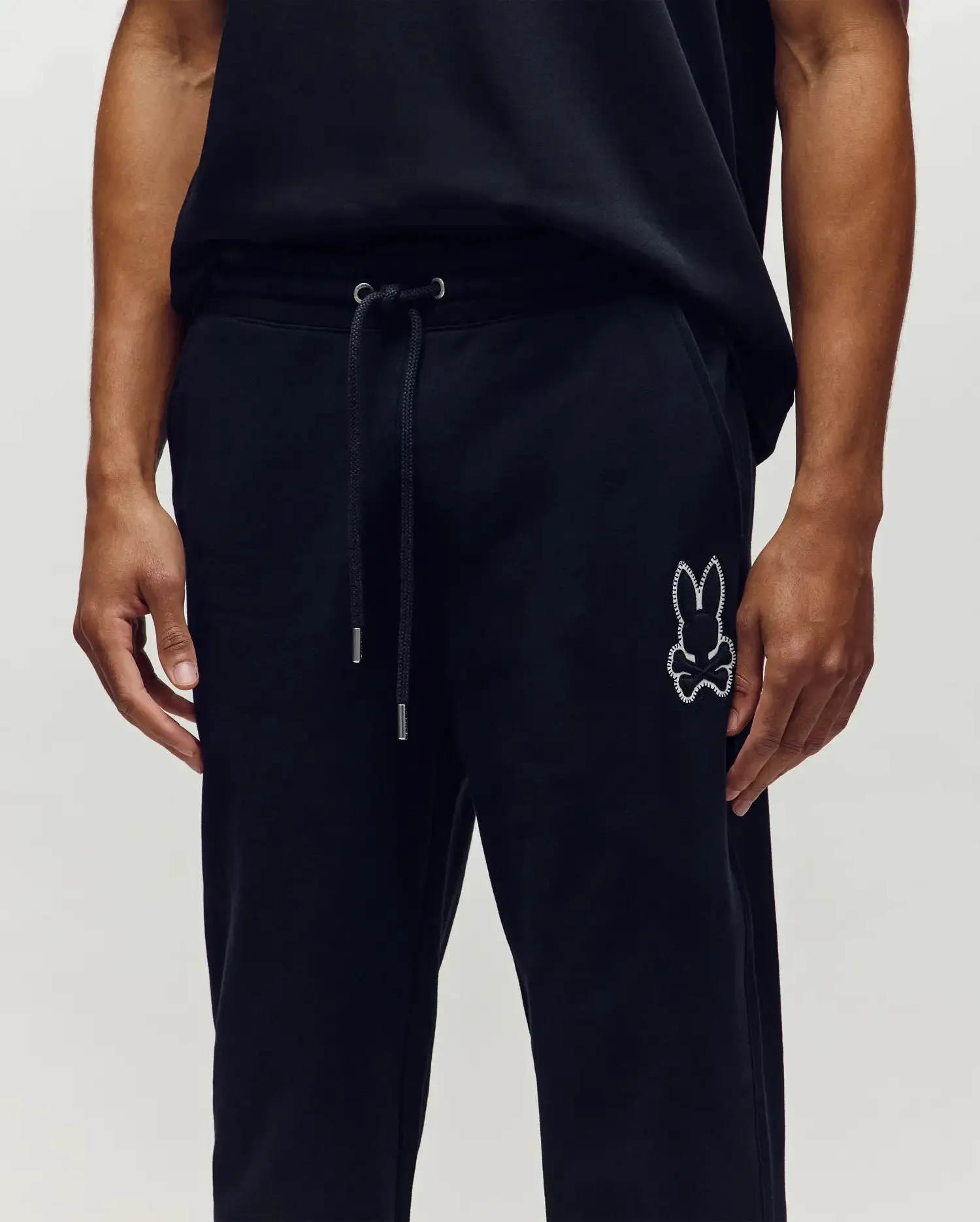 MENS GAGE PATCH JOGGER - MB0800041 sold by Psycho Bunny product image thumbnail 2