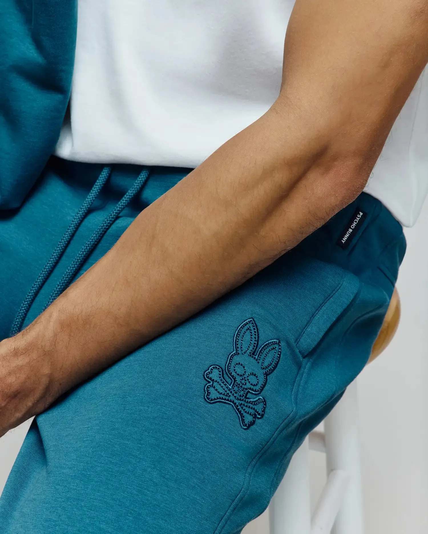 MENS BARRY JOGGERS - MB0800050 sold by Psycho Bunny product image thumbnail 2