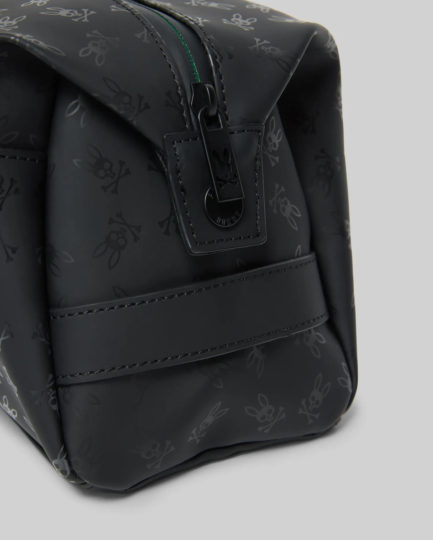 MENS ALL OVER BUNNY TOILETRY KIT - MO2400094 sold by Psycho Bunny product image thumbnail 4