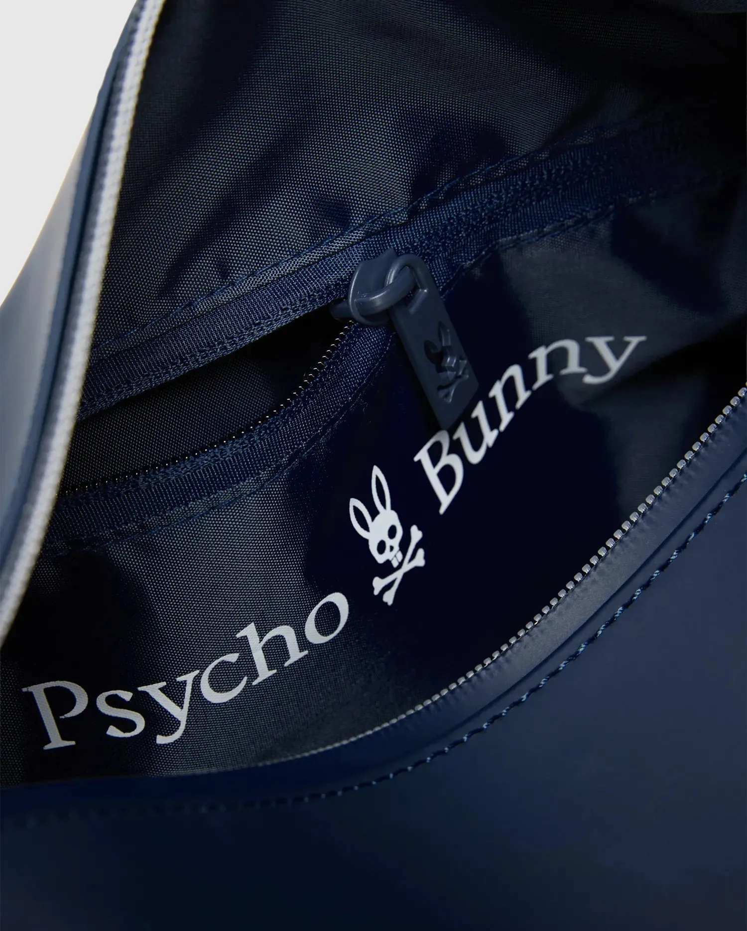 CLASSIC BUNNY TOILETRY KIT - MO2400083 sold by Psycho Bunny product image thumbnail 3