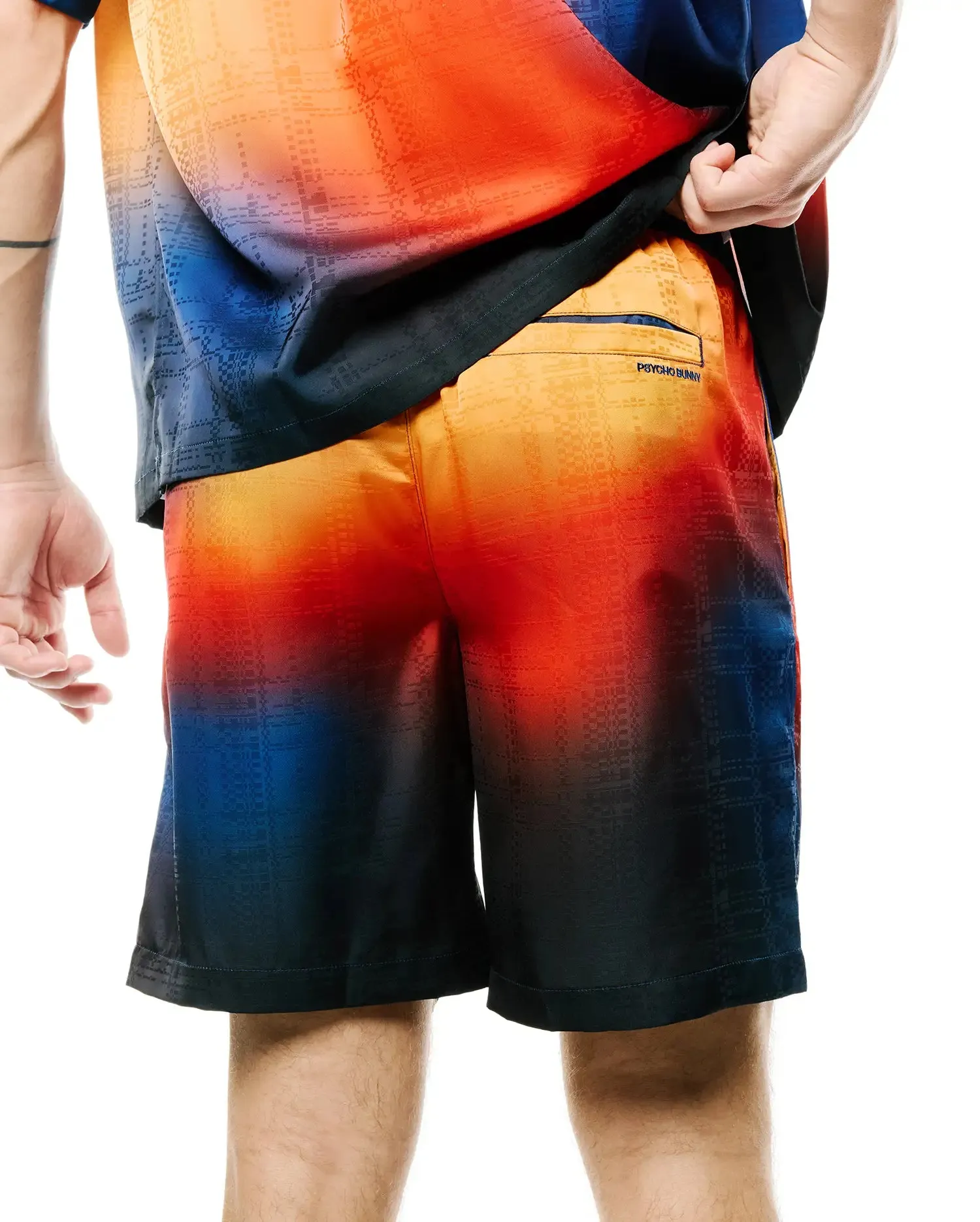 MENS ZANDER GRADIENT JACQUARD SHORT 8 1/2" - MB0700037 sold by Psycho Bunny product image thumbnail 3