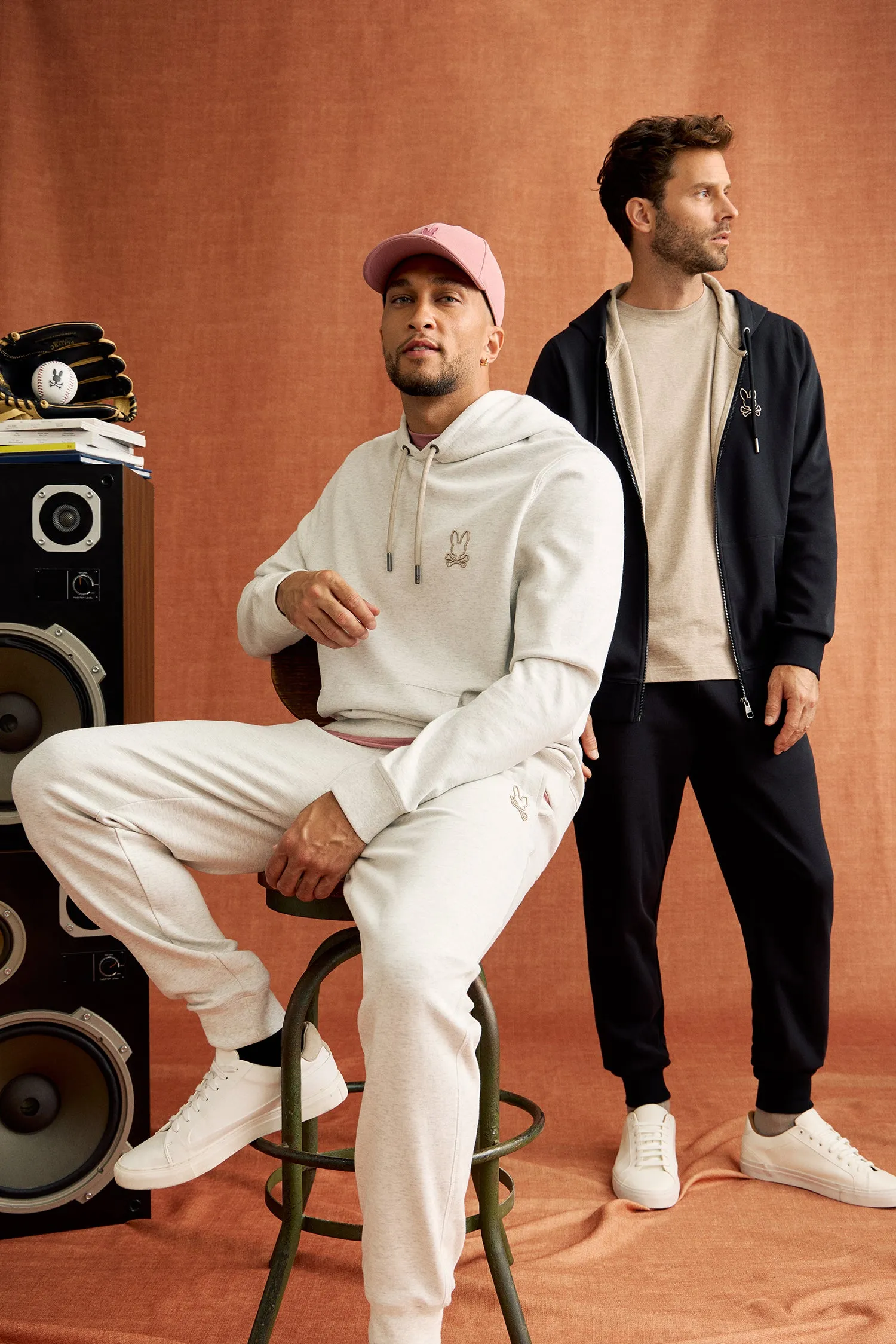 MENS JAMES PREMIUM HOODIE - B6H789D200 sold by Psycho Bunny product image thumbnail 2