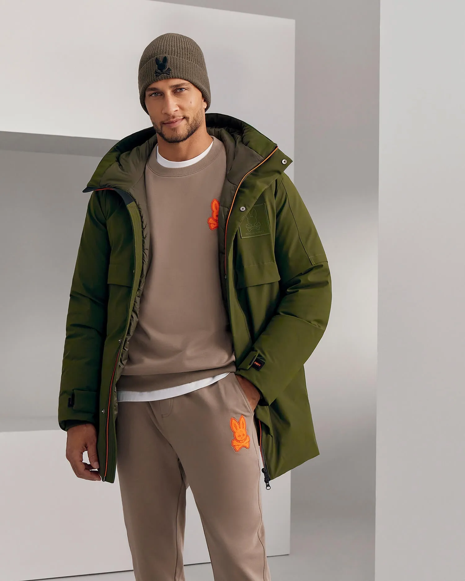 MENS REGULAR-FIT CLEVELAND SWEATPANT - B6P534Z1FT sold by Psycho Bunny product image thumbnail 3