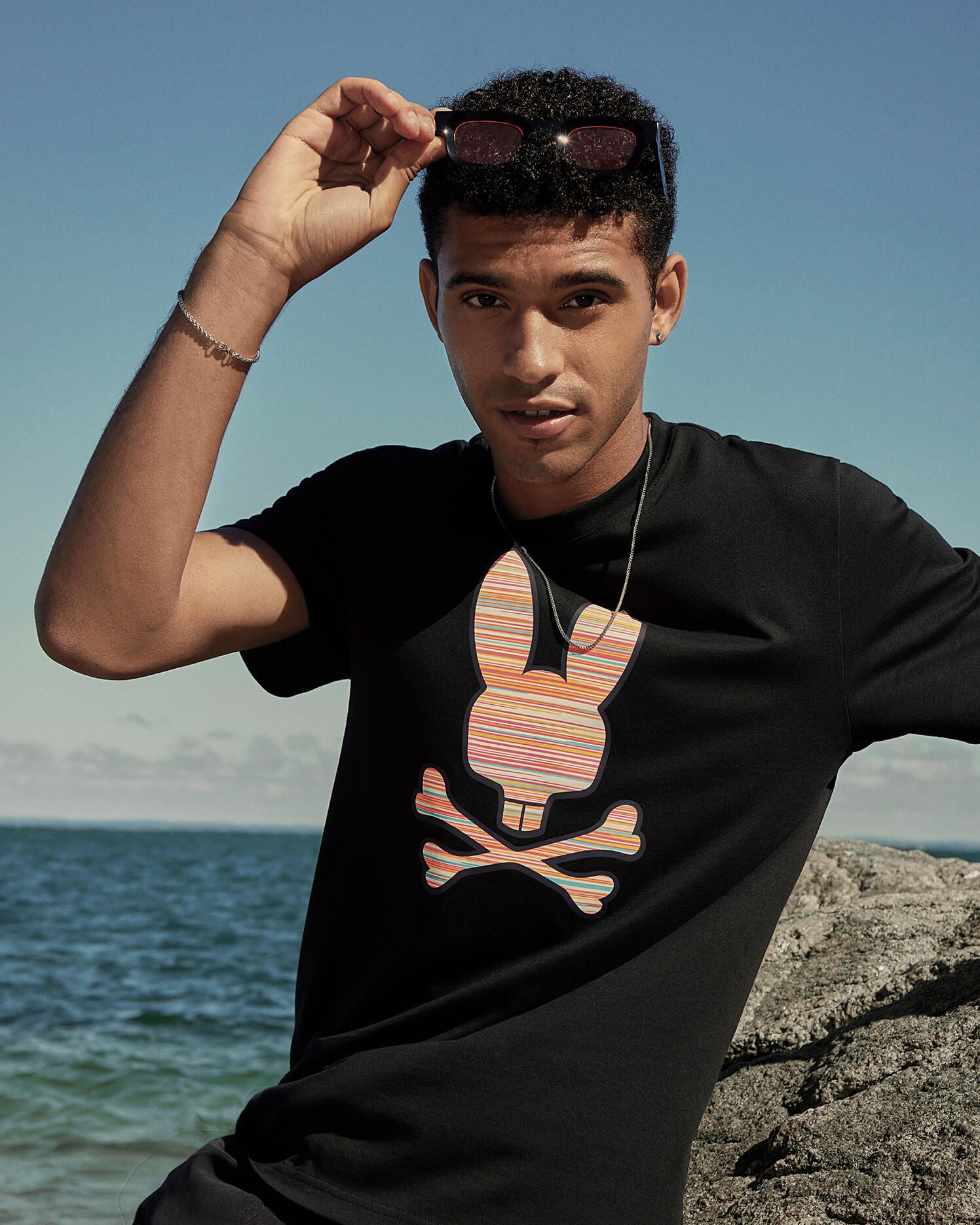 MENS NEWELL GRAPHIC TEE - B6U318W1PC sold by Psycho Bunny