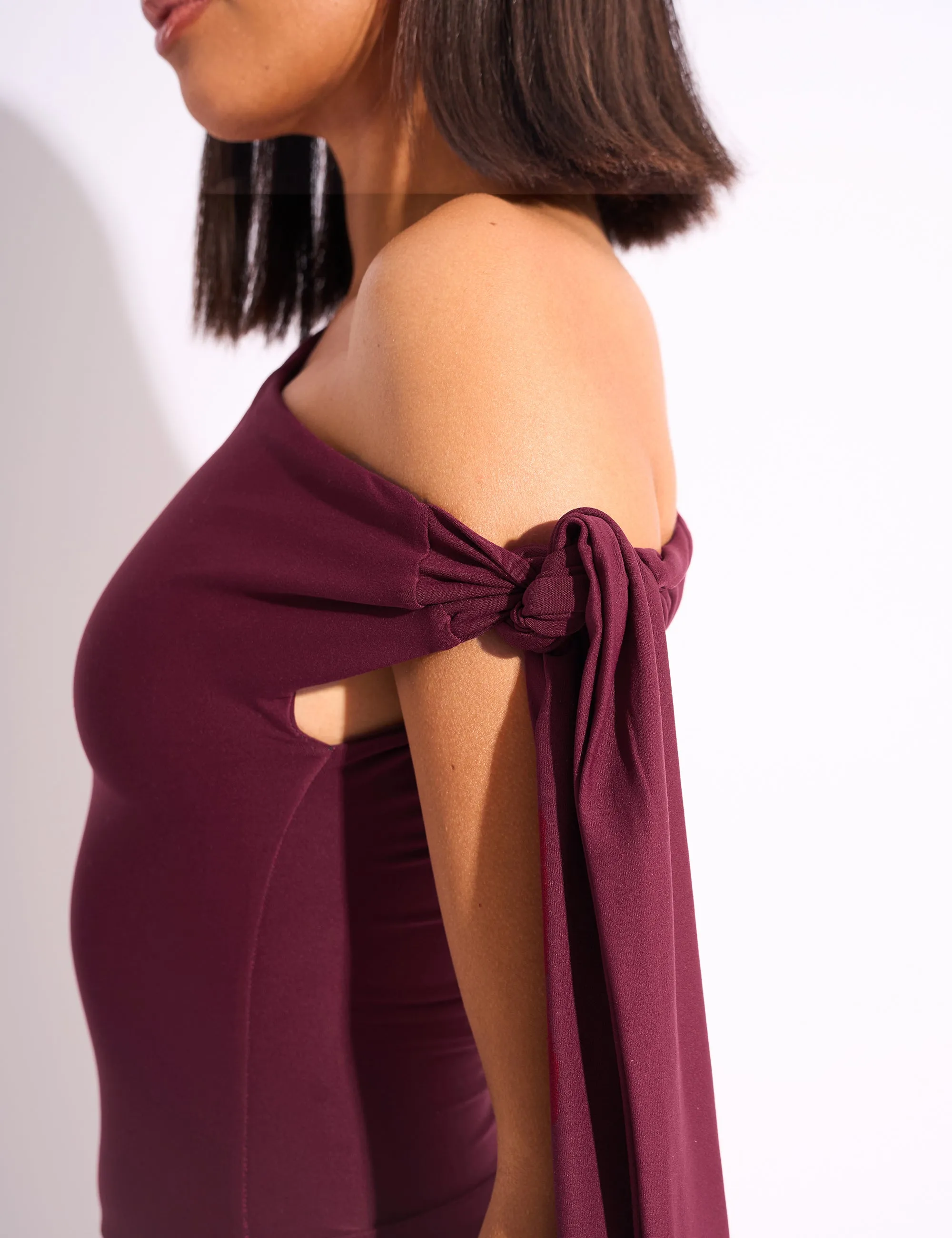 Knot Detail Asymmetric One Shoulder Luxe Slinky Top Burgundy sold by Public Desire product image thumbnail 4