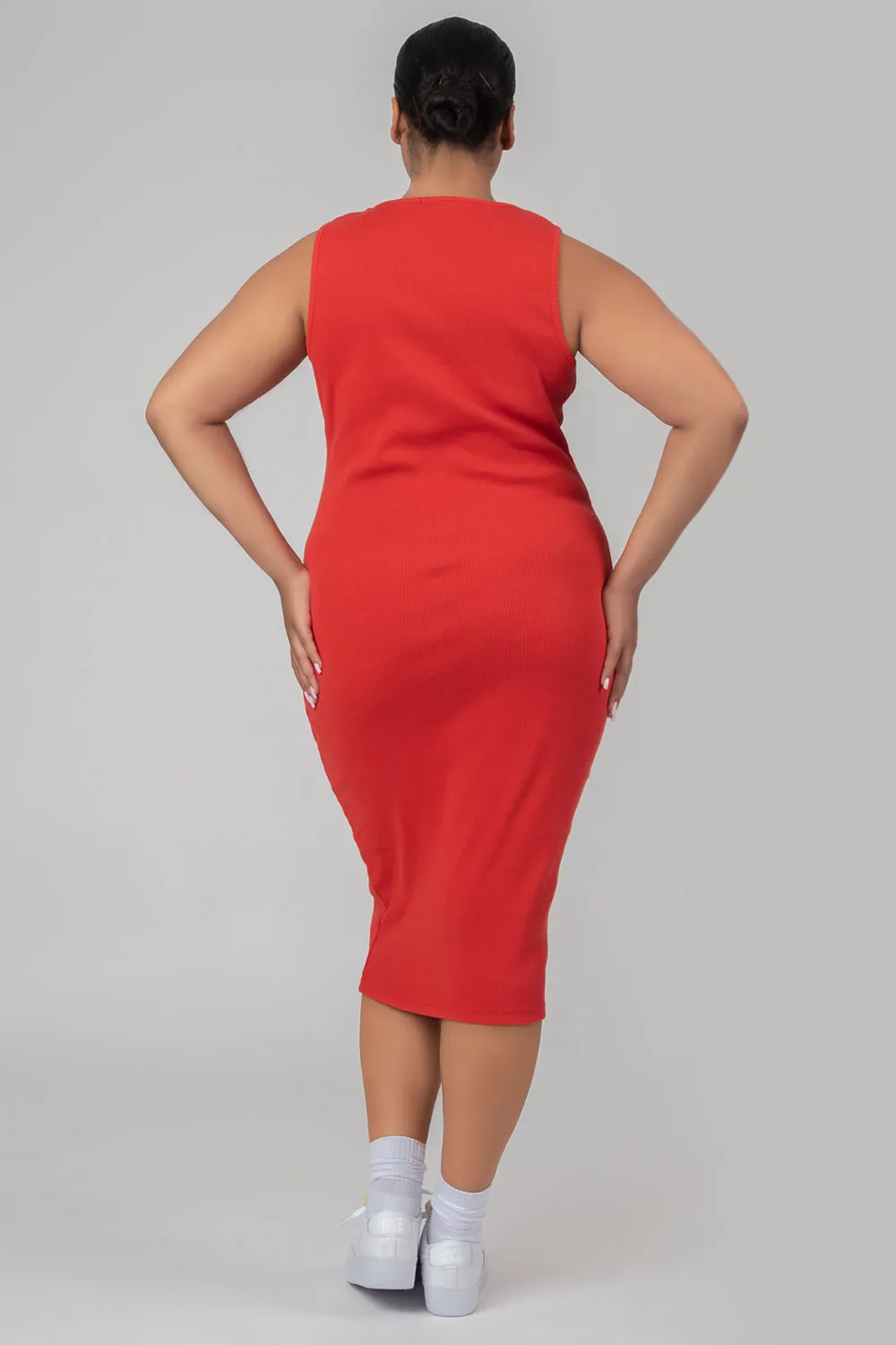 Curve Bodycon Scoop Neck Midi Dress Red sold by Public Desire product image thumbnail 4