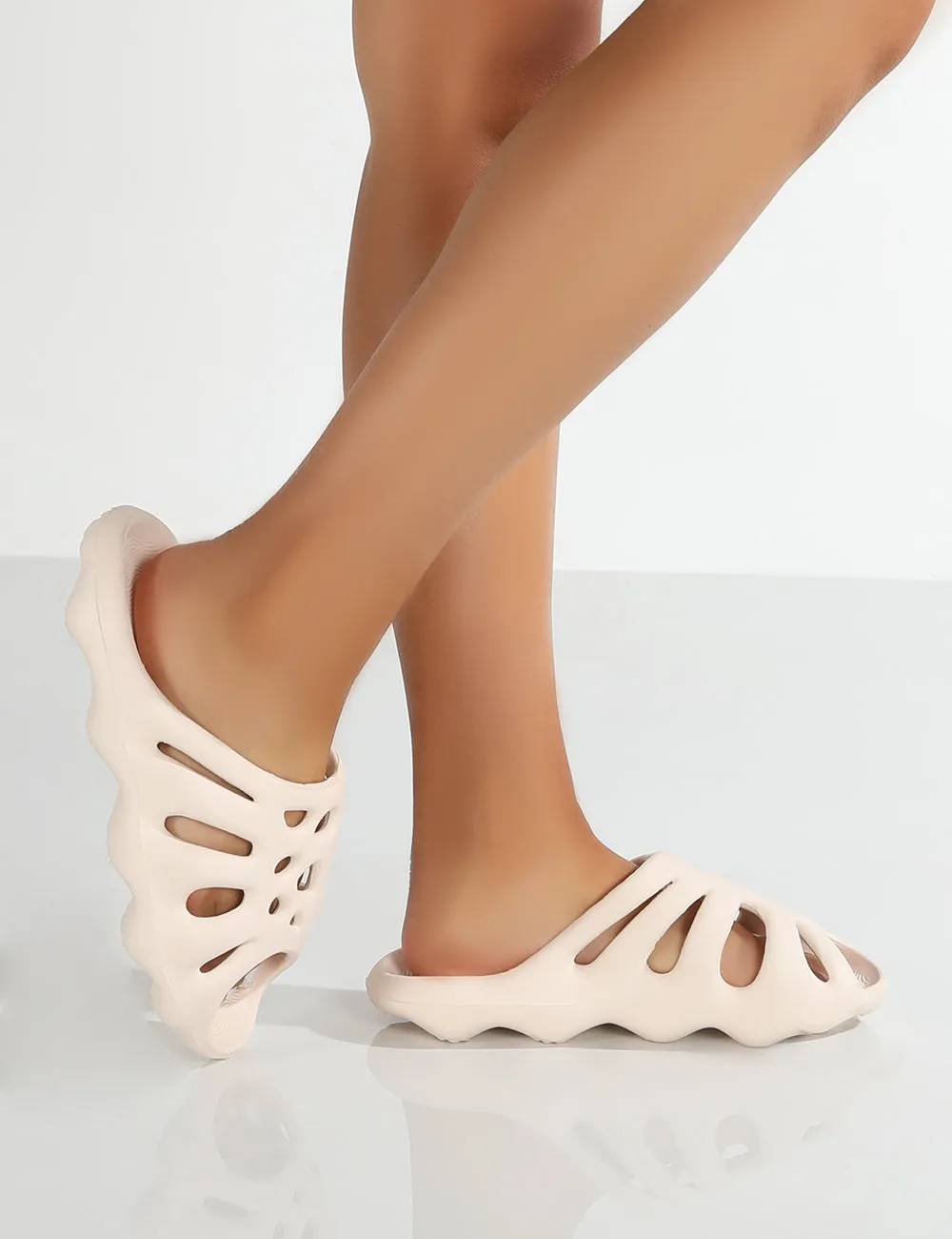 Saint Ecru Foam Slider sold by Public Desire product image thumbnail 4