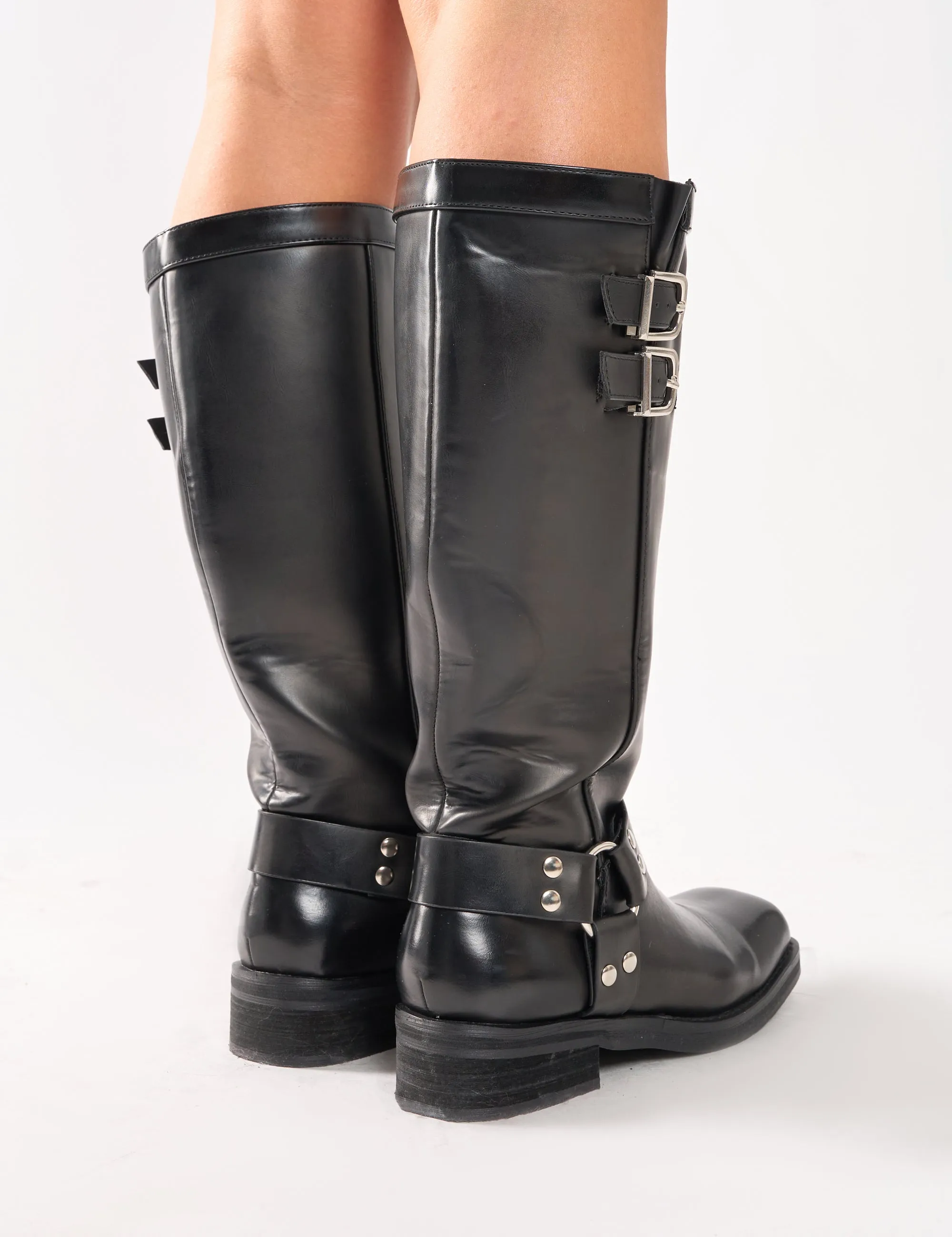 Sirius Black Vintage Wide Fit Buckle Knee Hight Flat Boots sold by Public Desire product image thumbnail 3