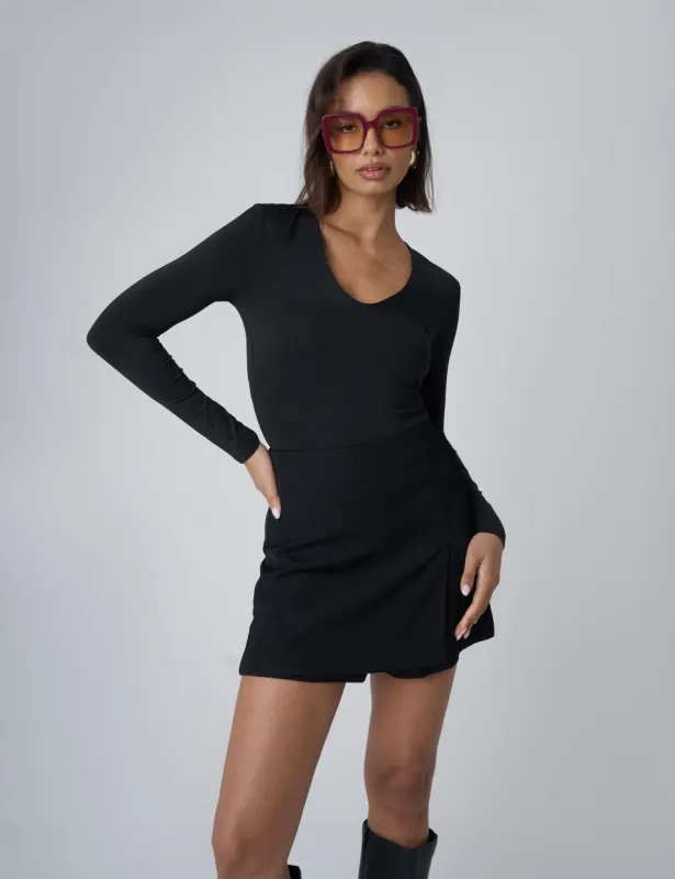 V Neck Long Sleeve Bodysuit Black sold by Public Desire