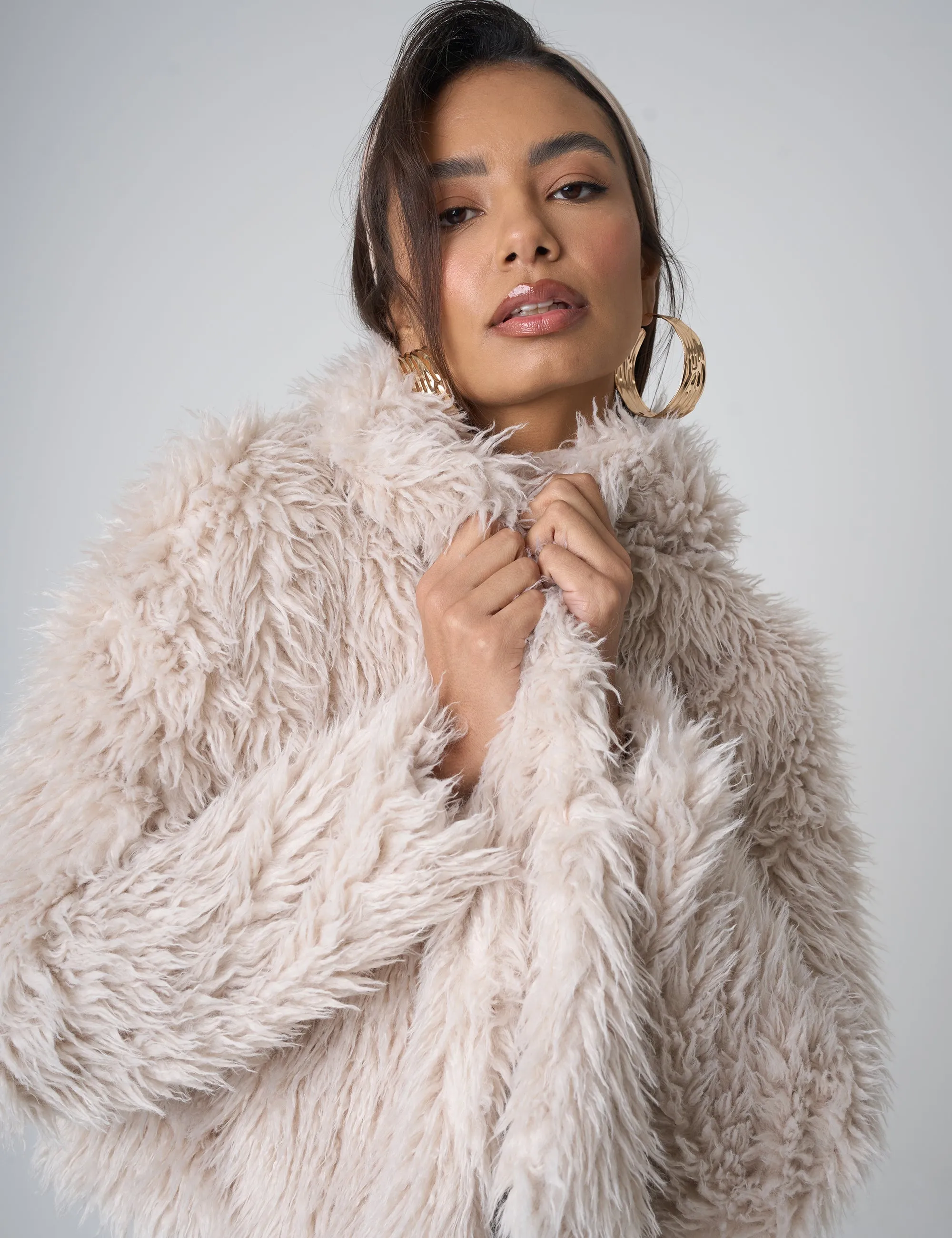 Cropped Shaggy Faux Fur Jacket Beige sold by Public Desire product image thumbnail 3