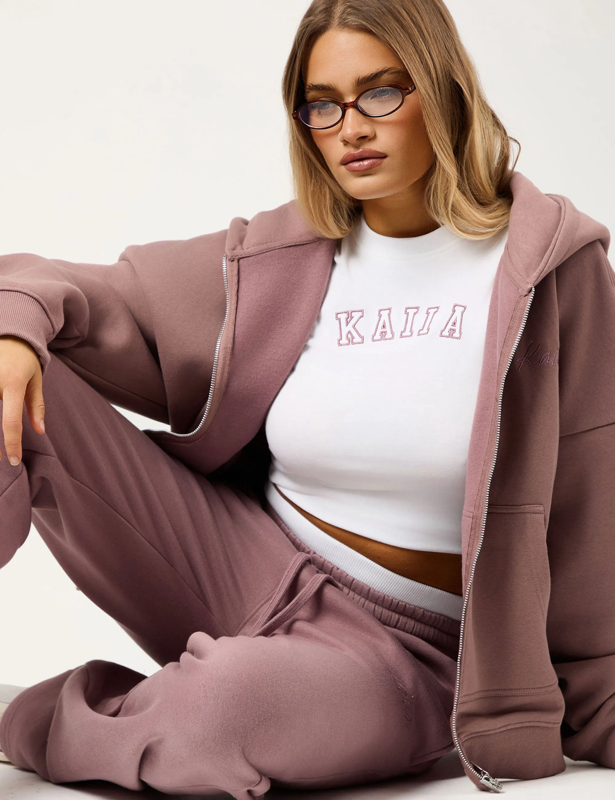 Kaiia Script Logo Double Ended Zip Through Oversized Hoodie Rosewood sold by Public Desire product image thumbnail 4