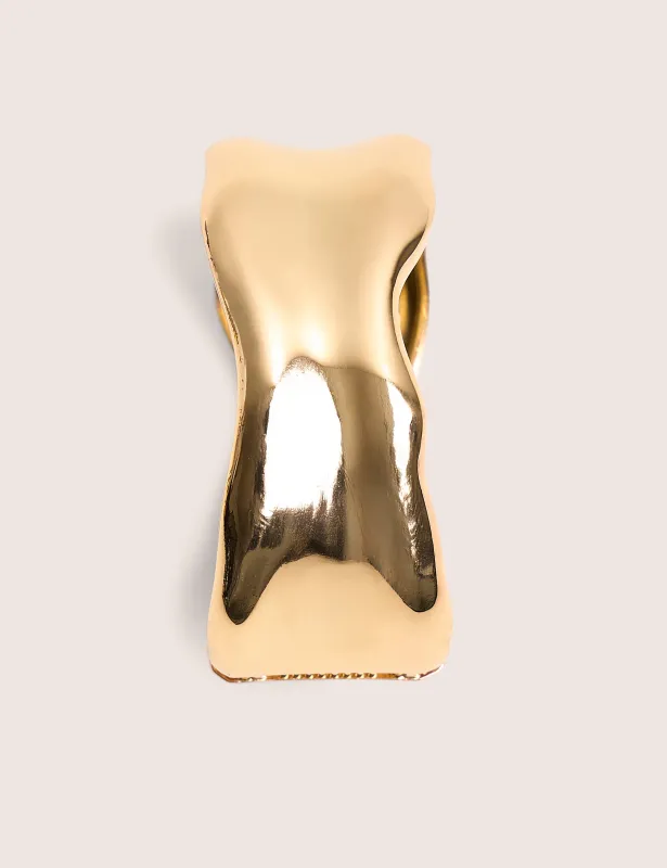 Chunky Single Clasp Bangle Gold made by Public Desire