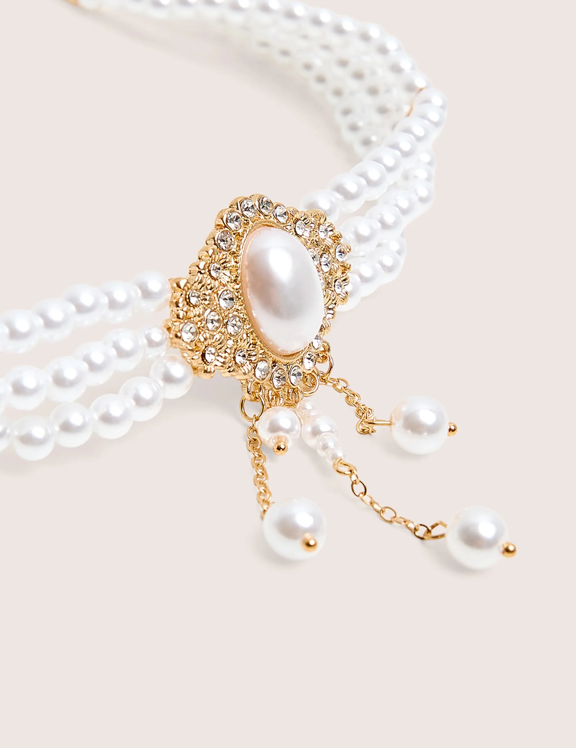 Pearl Choker With Diamante Detail sold by Public Desire product image thumbnail 3