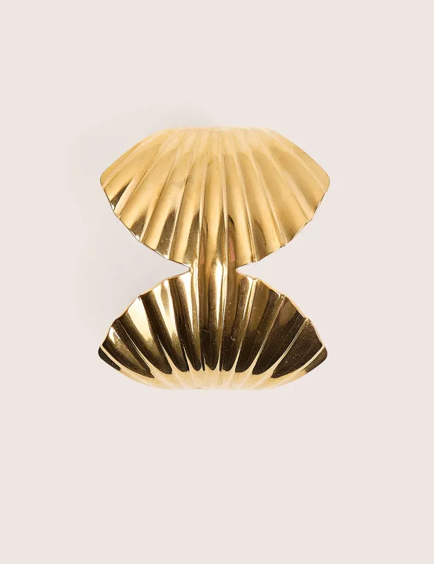 Public Desire Shell Adjustable Cuff in Gold made by Public Desire
