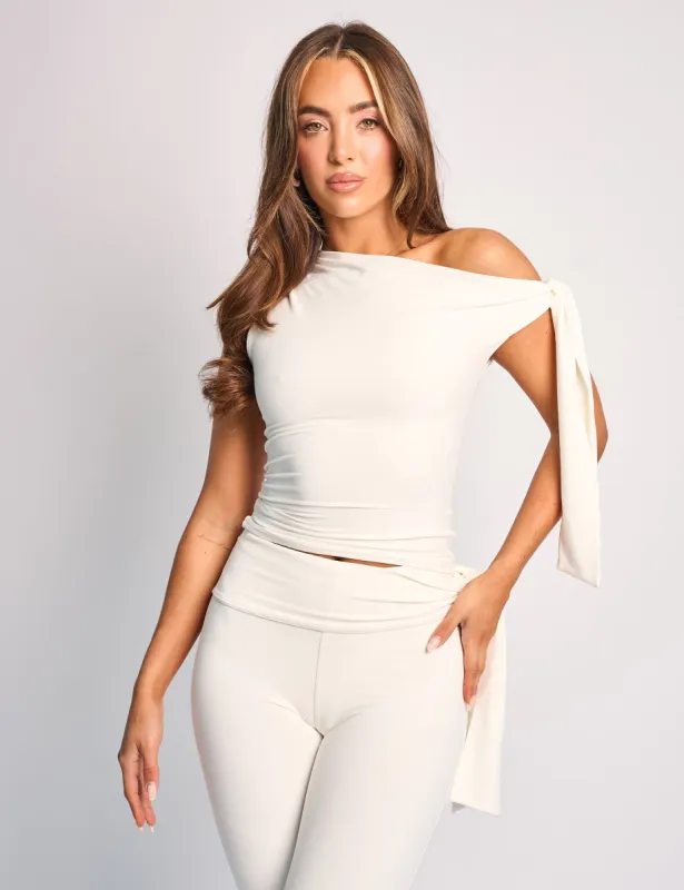 Knot Detail Asymmetric One Shoulder Luxe Slinky Top White made by Public Desire